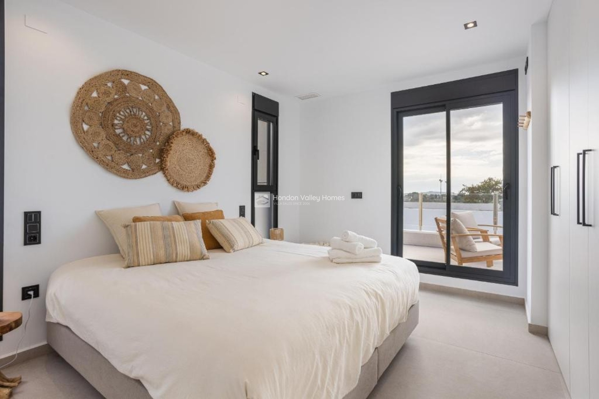 Resale - Detached Villa - Dolores