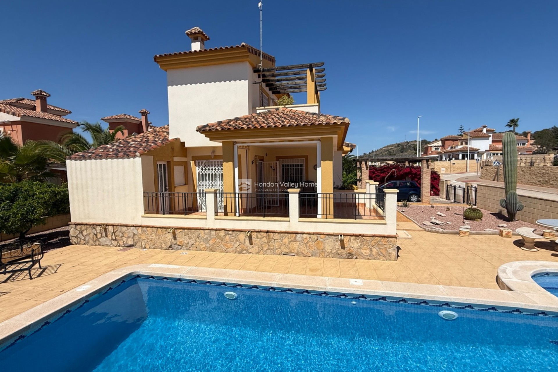 Resale - Detached Villa - Hondón de las Nieves