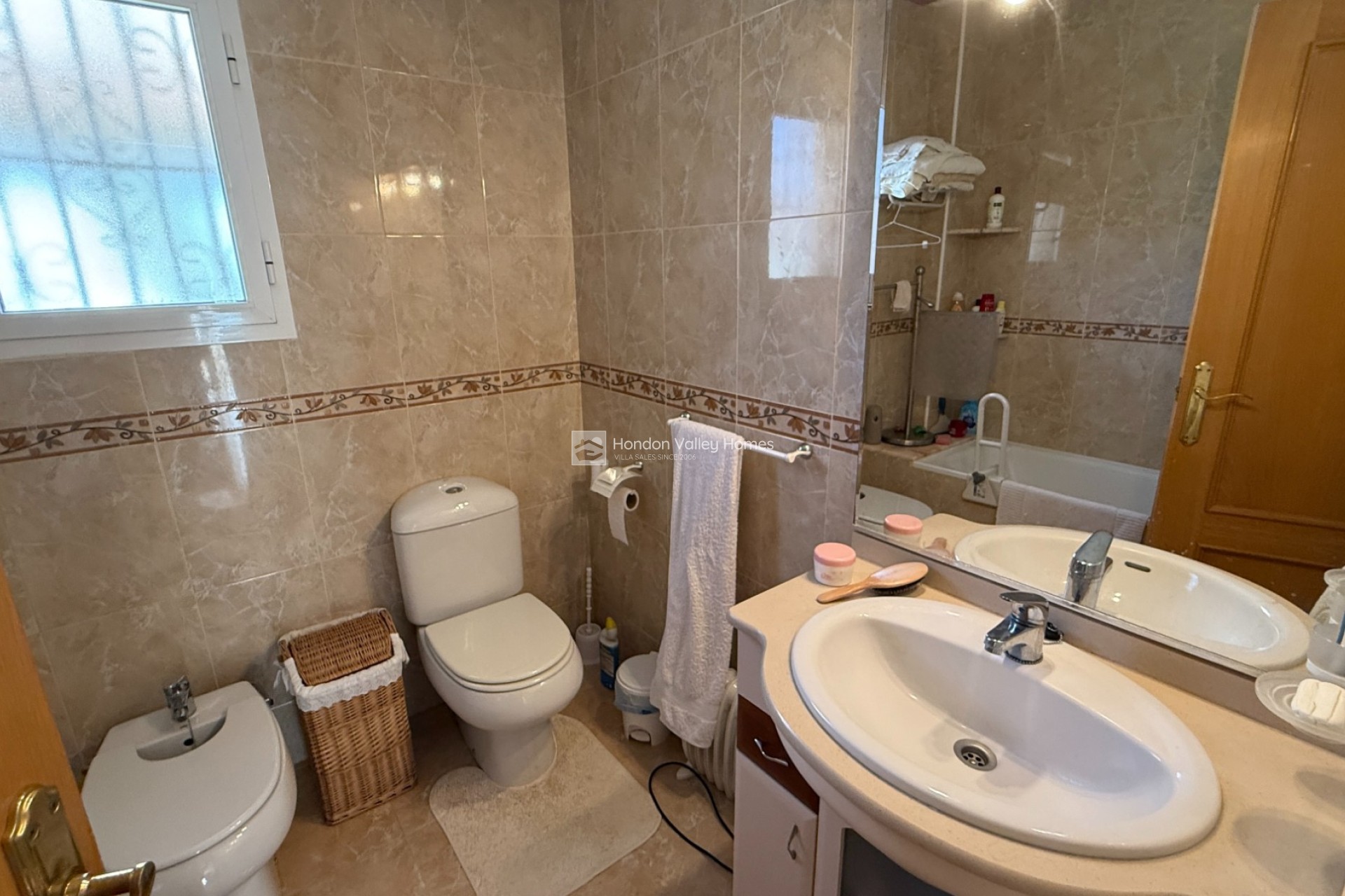 Resale - Detached Villa - Hondón de las Nieves