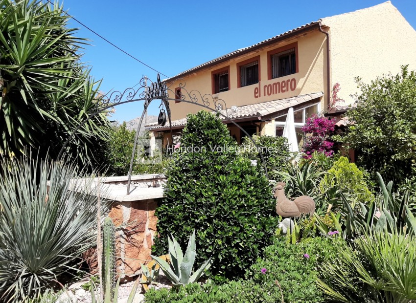 Resale - Finca - Barbarroja