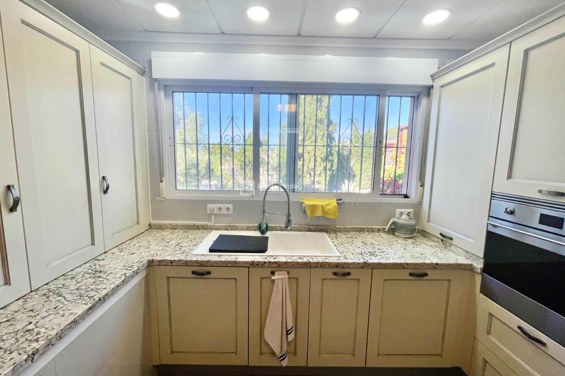 Resale - Finca / Country Property - Crevillente