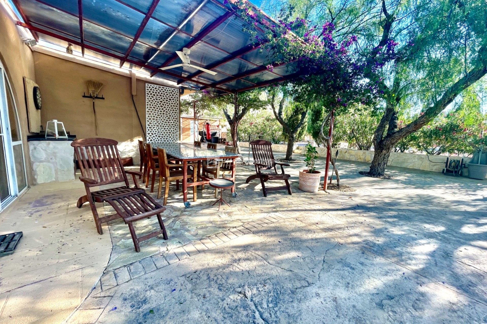 Resale - Finca / Country Property - Crevillente