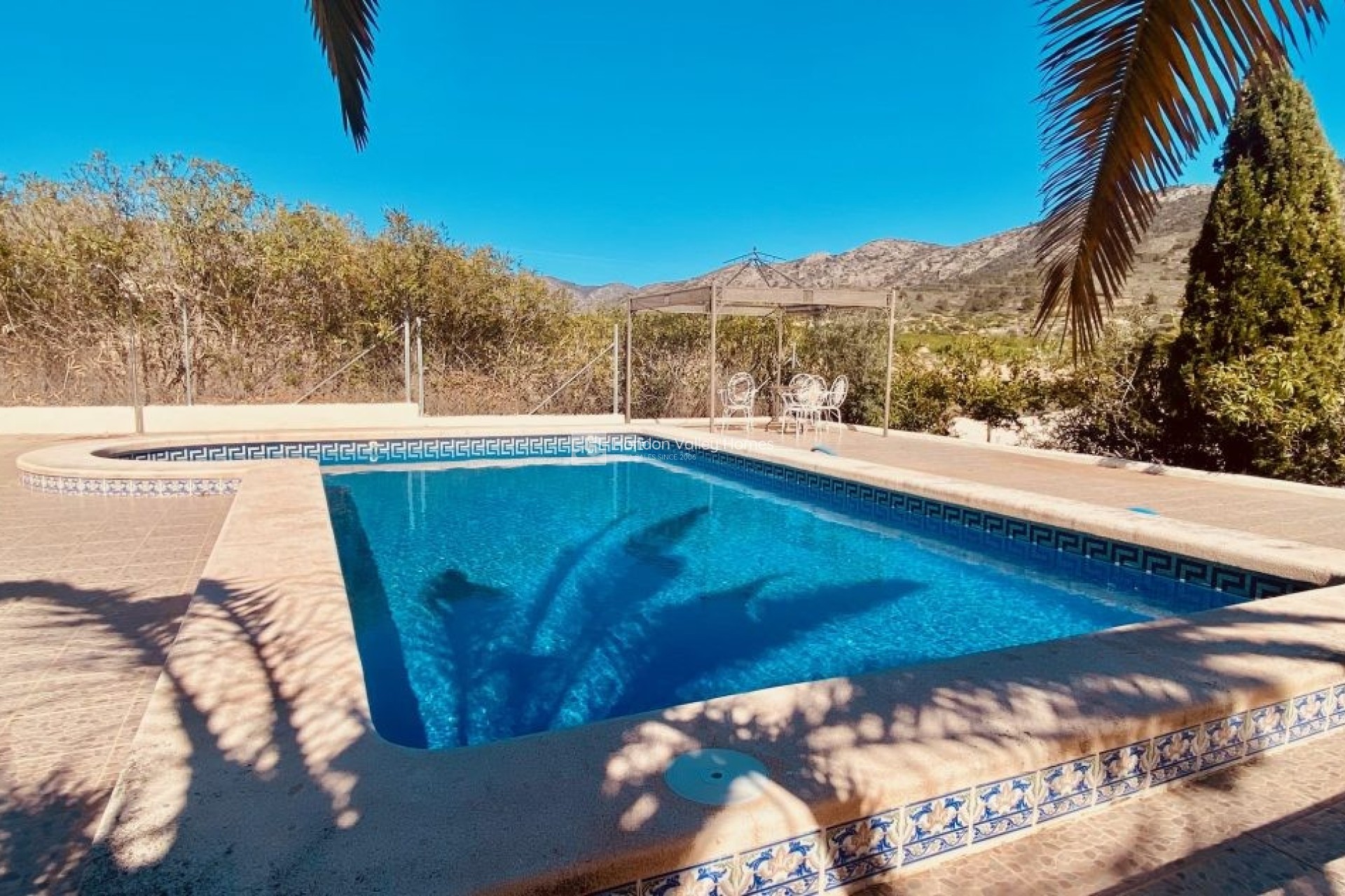 Resale - Manor house - El Canton