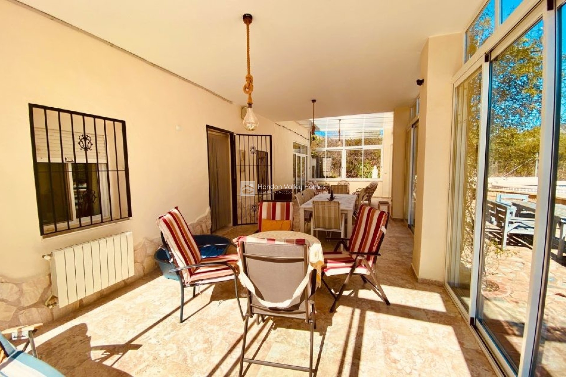 Resale - Manor house - El Canton