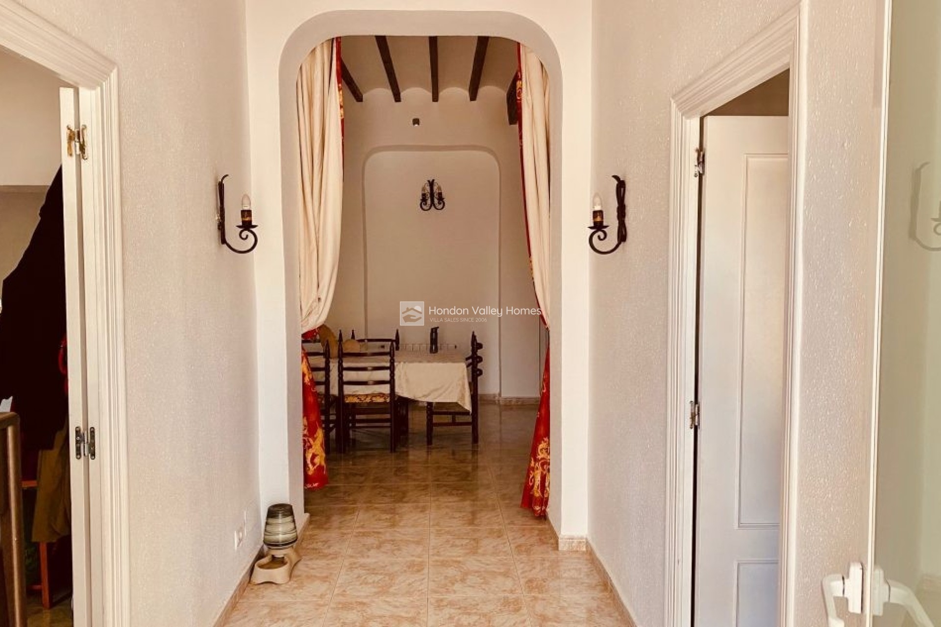 Resale - Manor house - El Canton