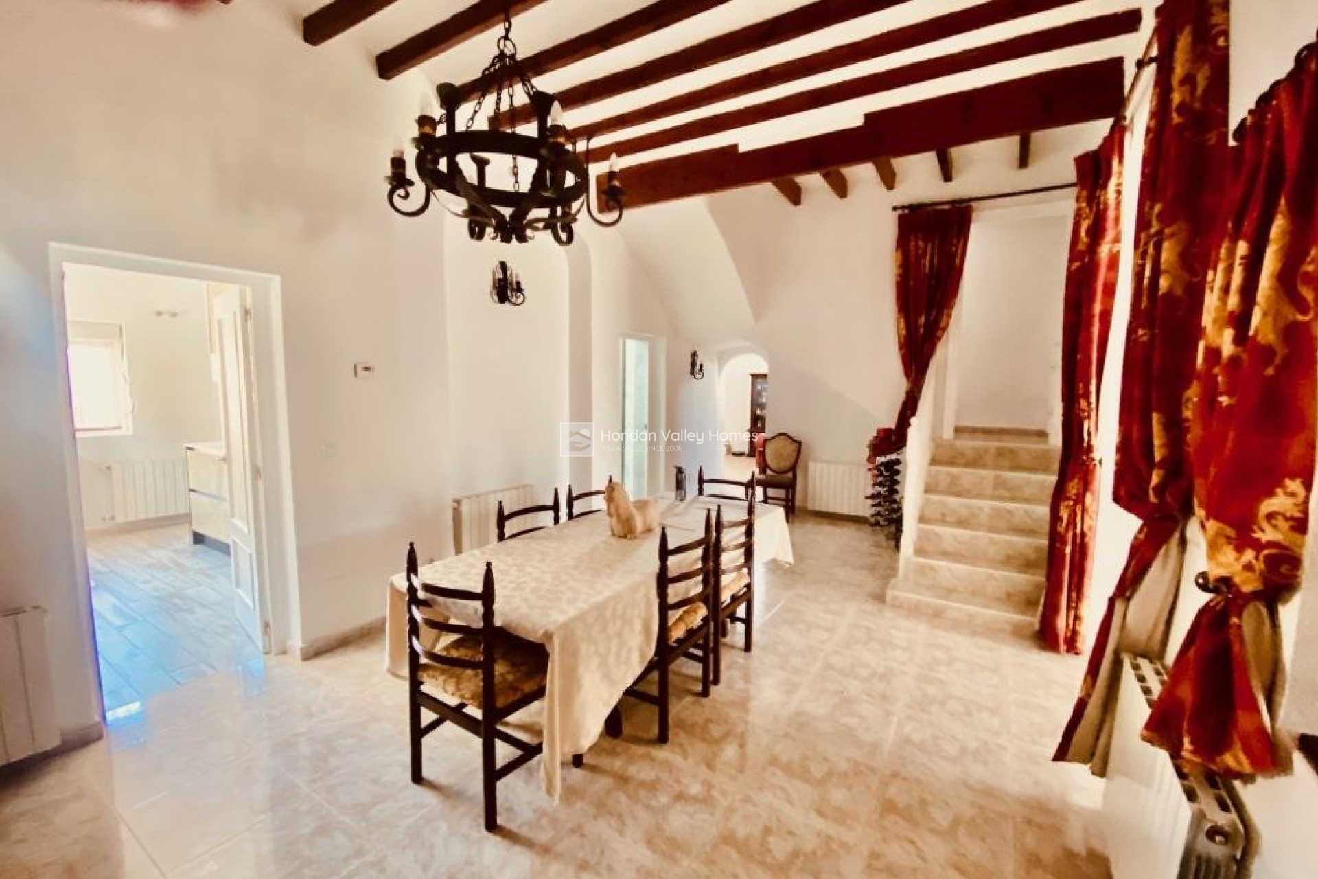 Resale - Manor house - El Canton