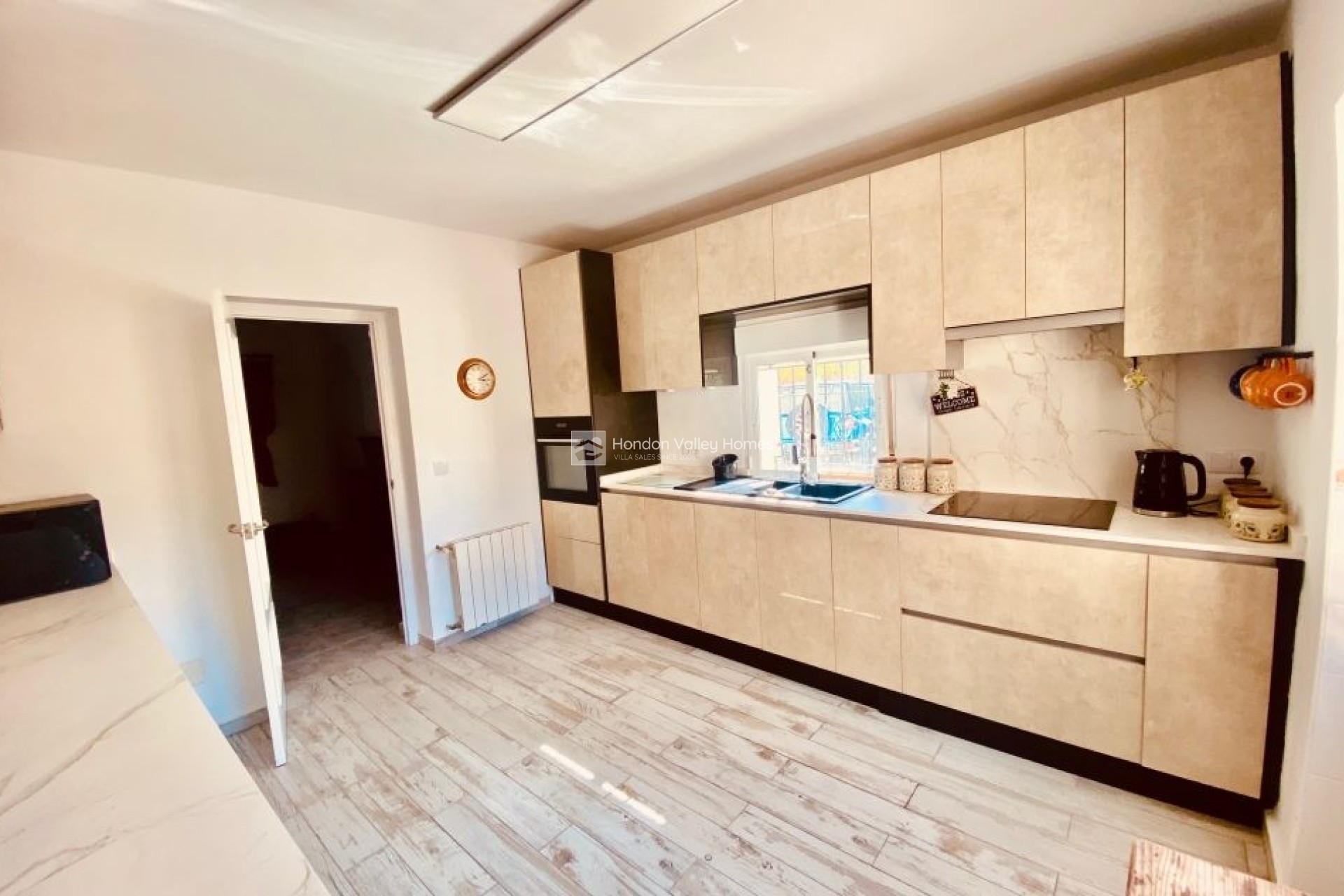 Resale - Manor house - El Canton