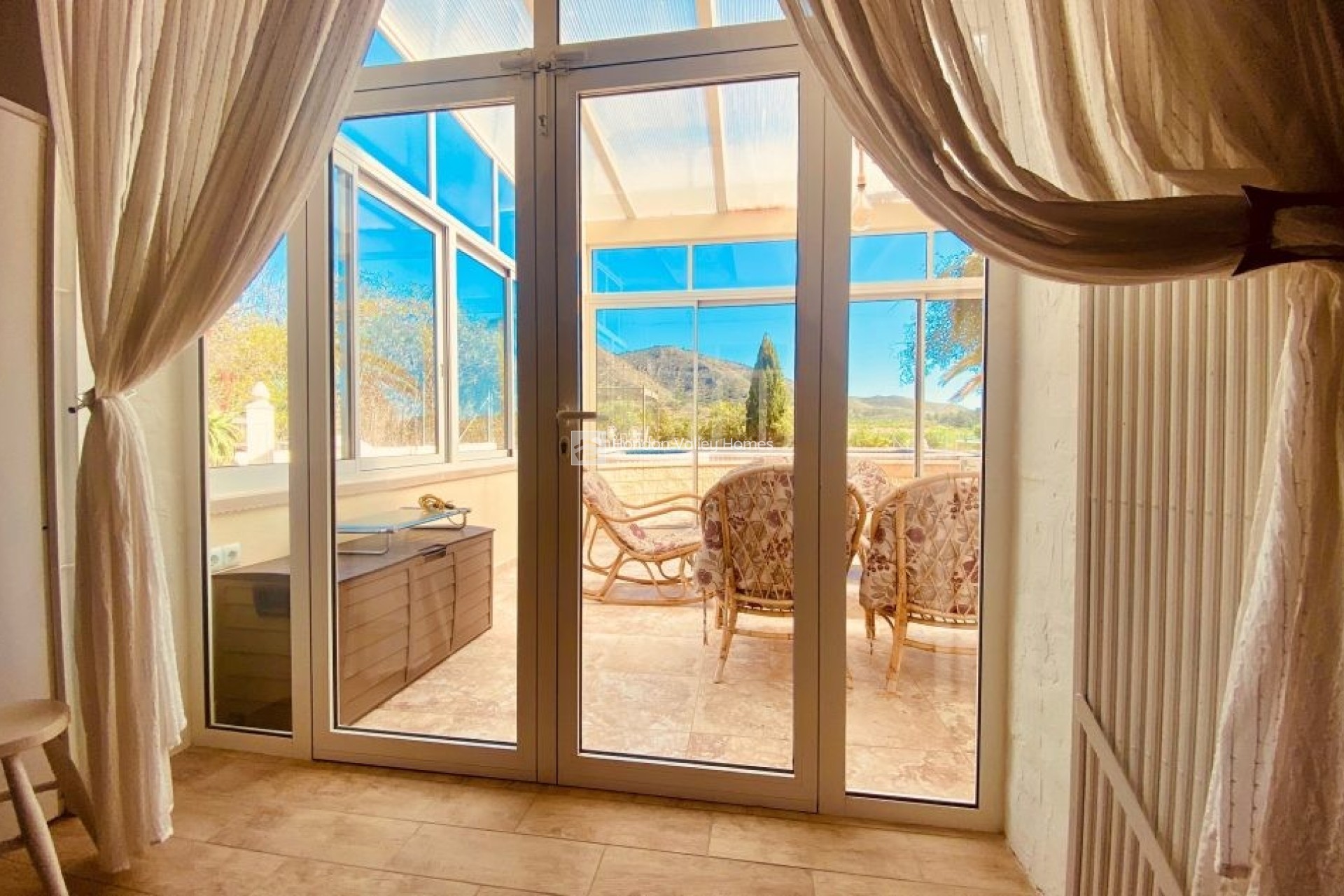 Resale - Manor house - El Canton