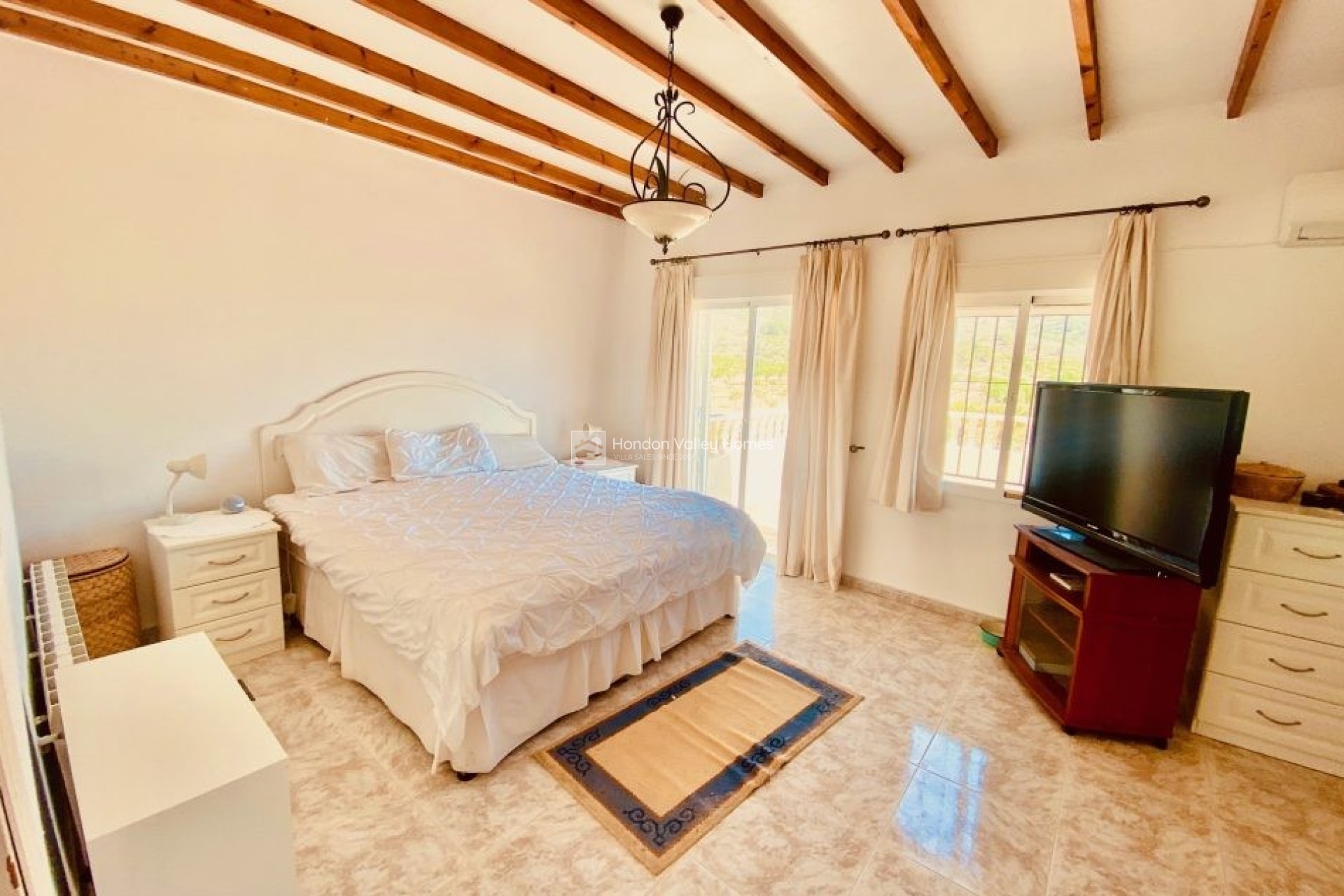 Resale - Manor house - El Canton