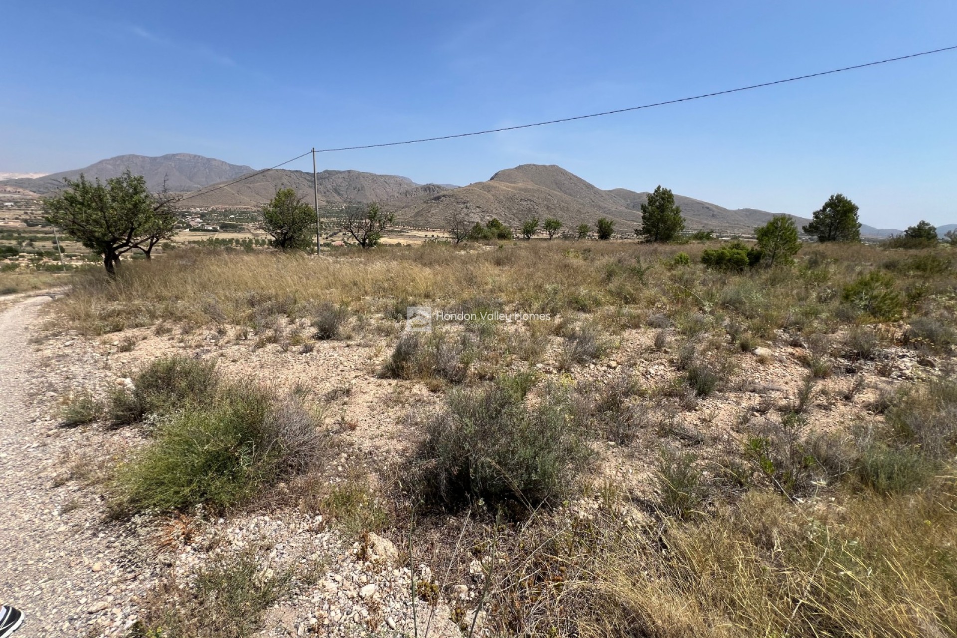 Resale - Plot - Barbarroja
