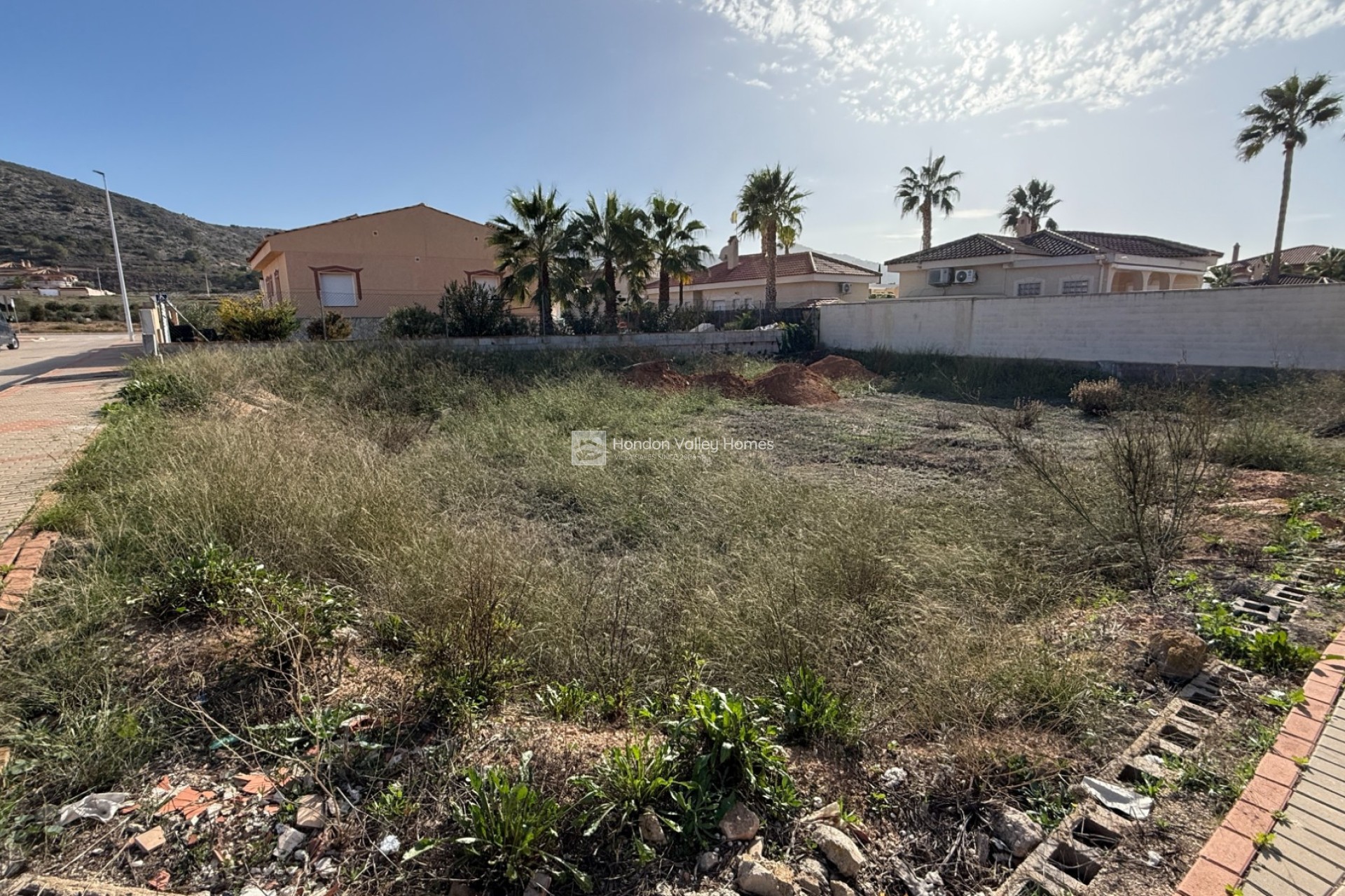 Resale - Plot / Land - HONDON DE LAS NIEVES - La Montanosa