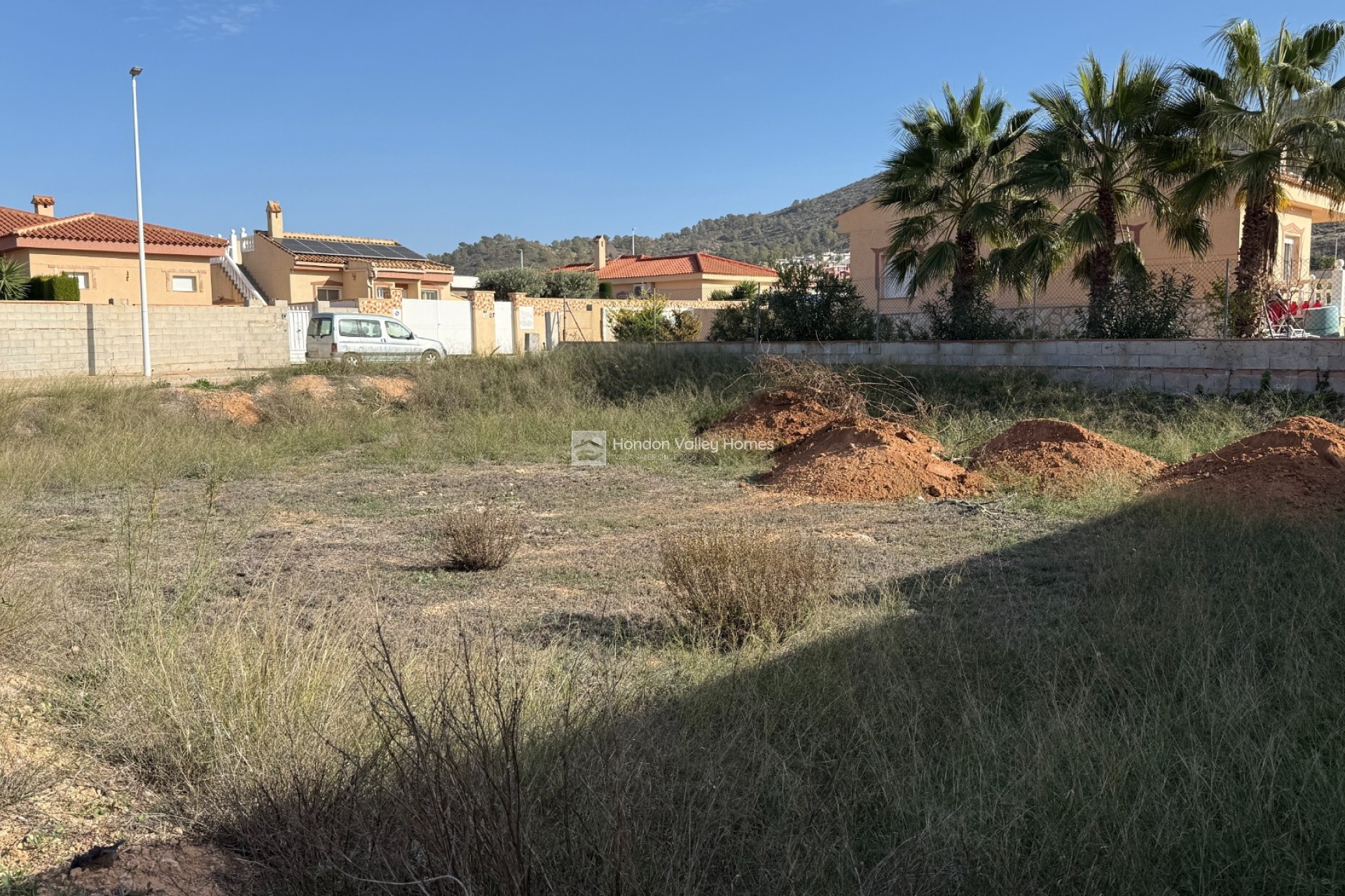 Resale - Plot / Land - HONDON DE LAS NIEVES - La Montanosa