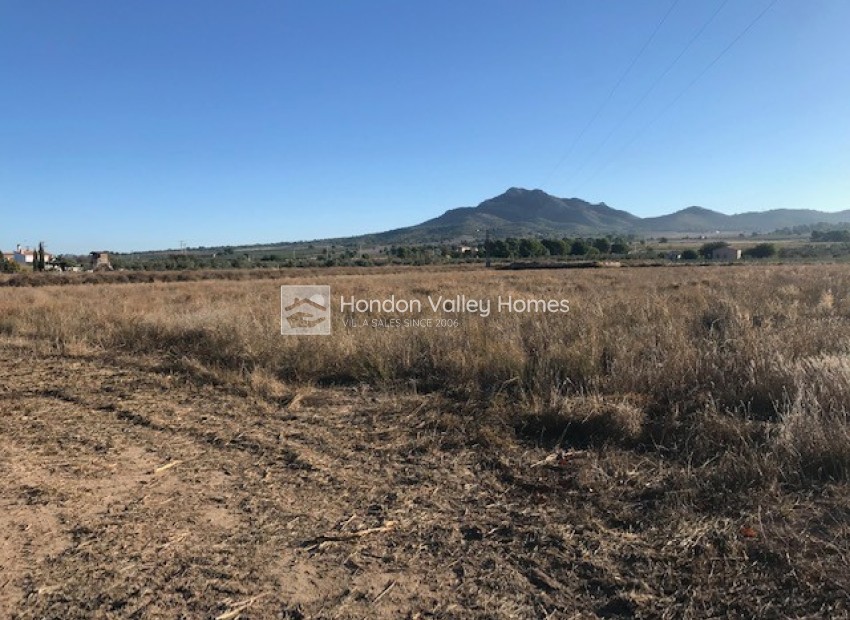 Resale - Plot - Salinas