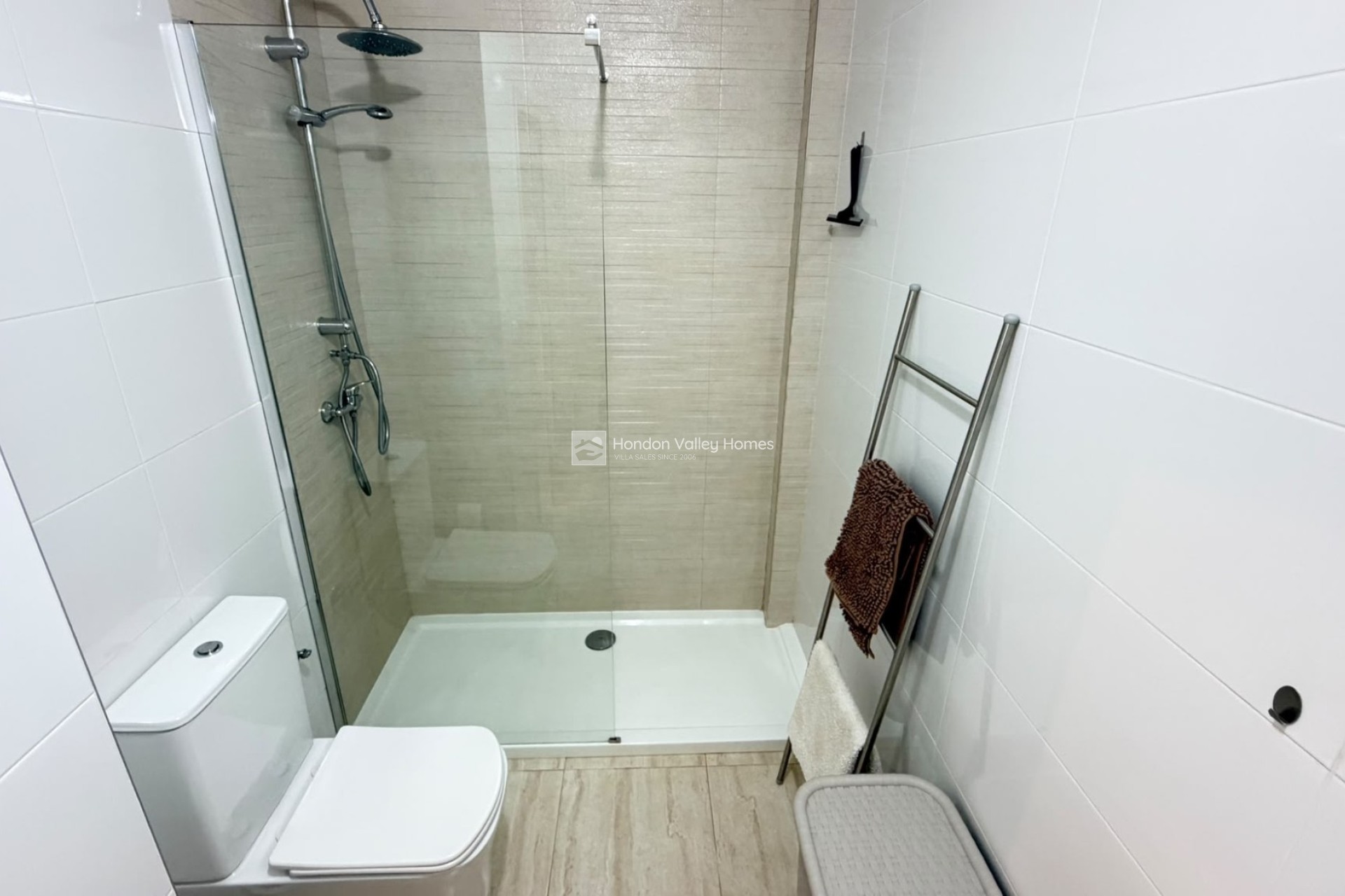 Resale - Semi Detached Villa - Daya Vieja