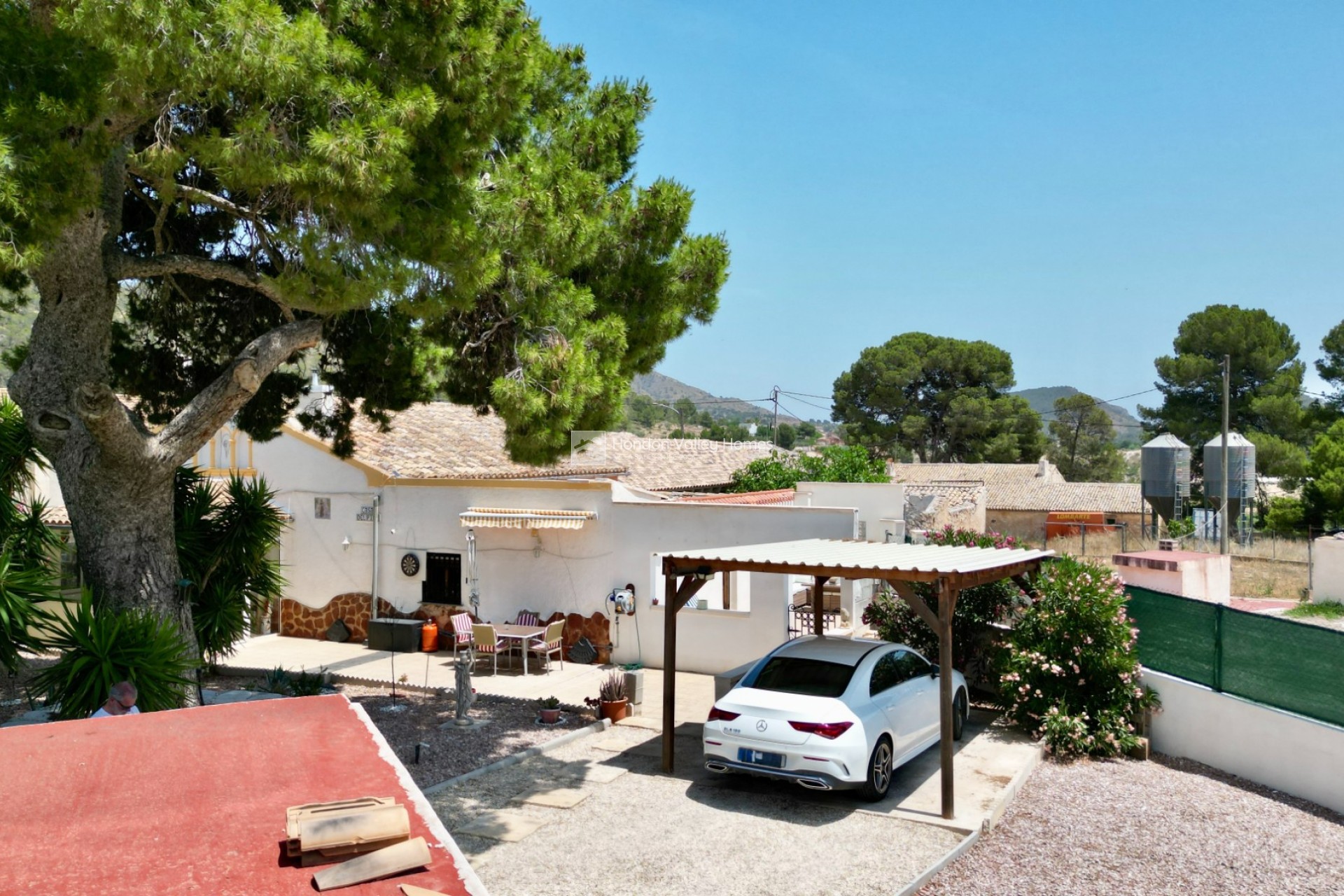 Resale - Semi - Detached Villa - La Romana