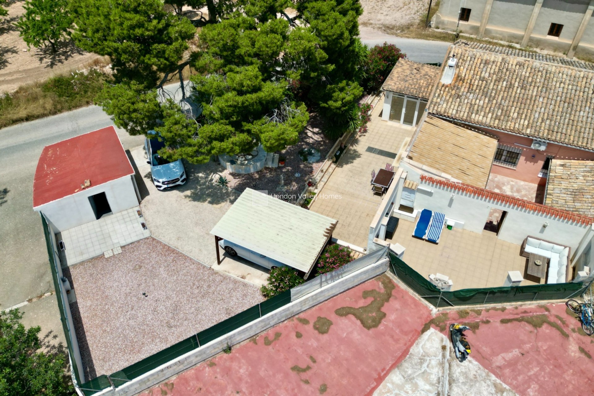 Resale - Semi - Detached Villa - La Romana