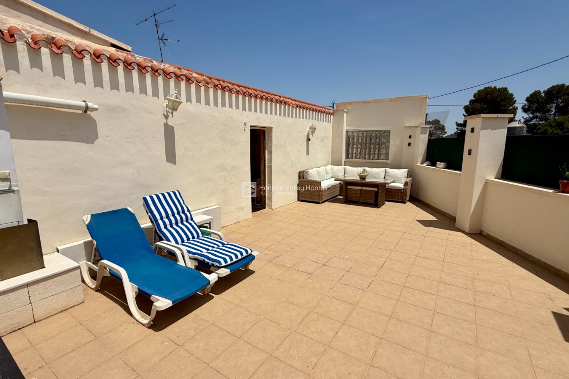 Resale - Semi - Detached Villa - La Romana