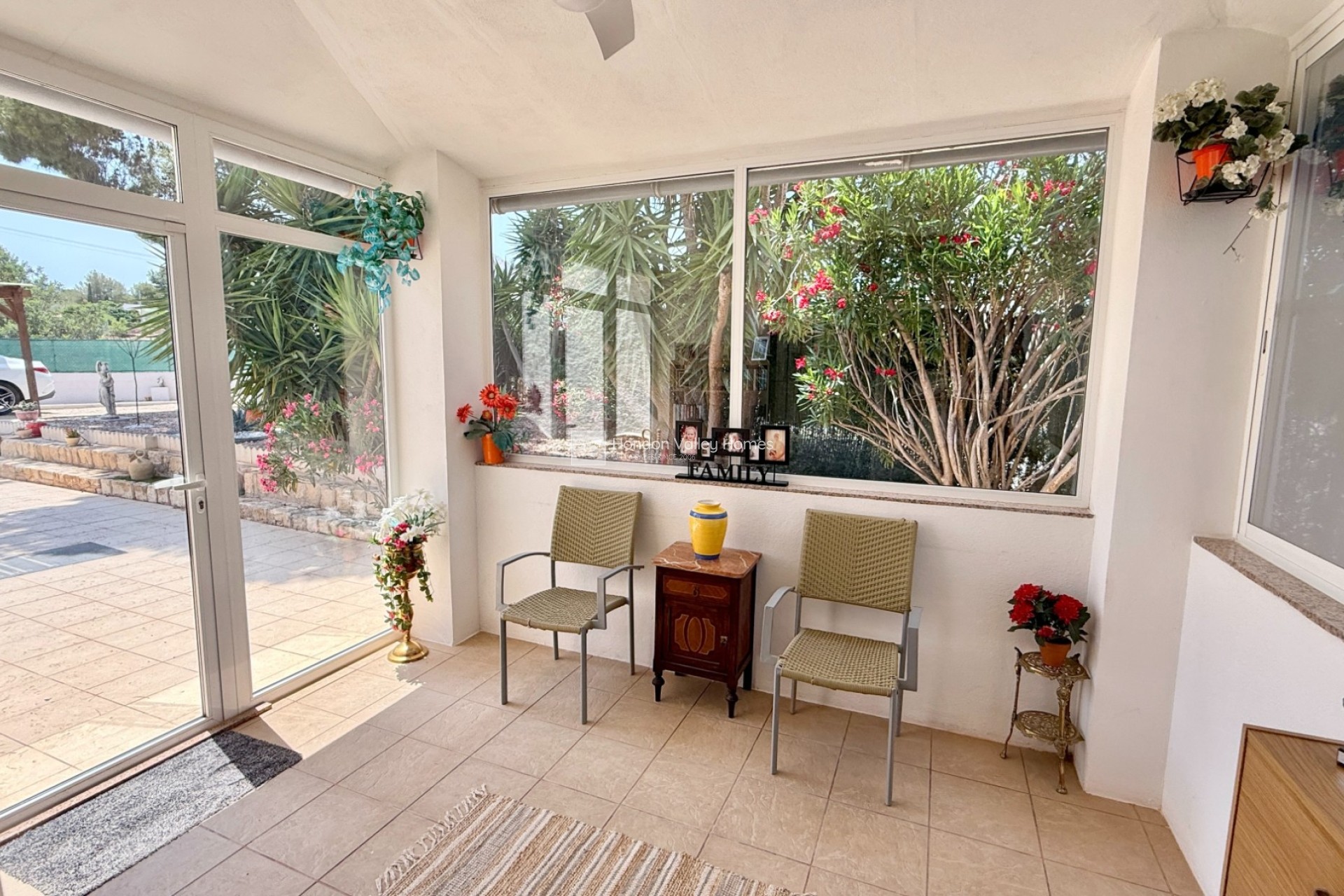 Resale - Semi - Detached Villa - La Romana