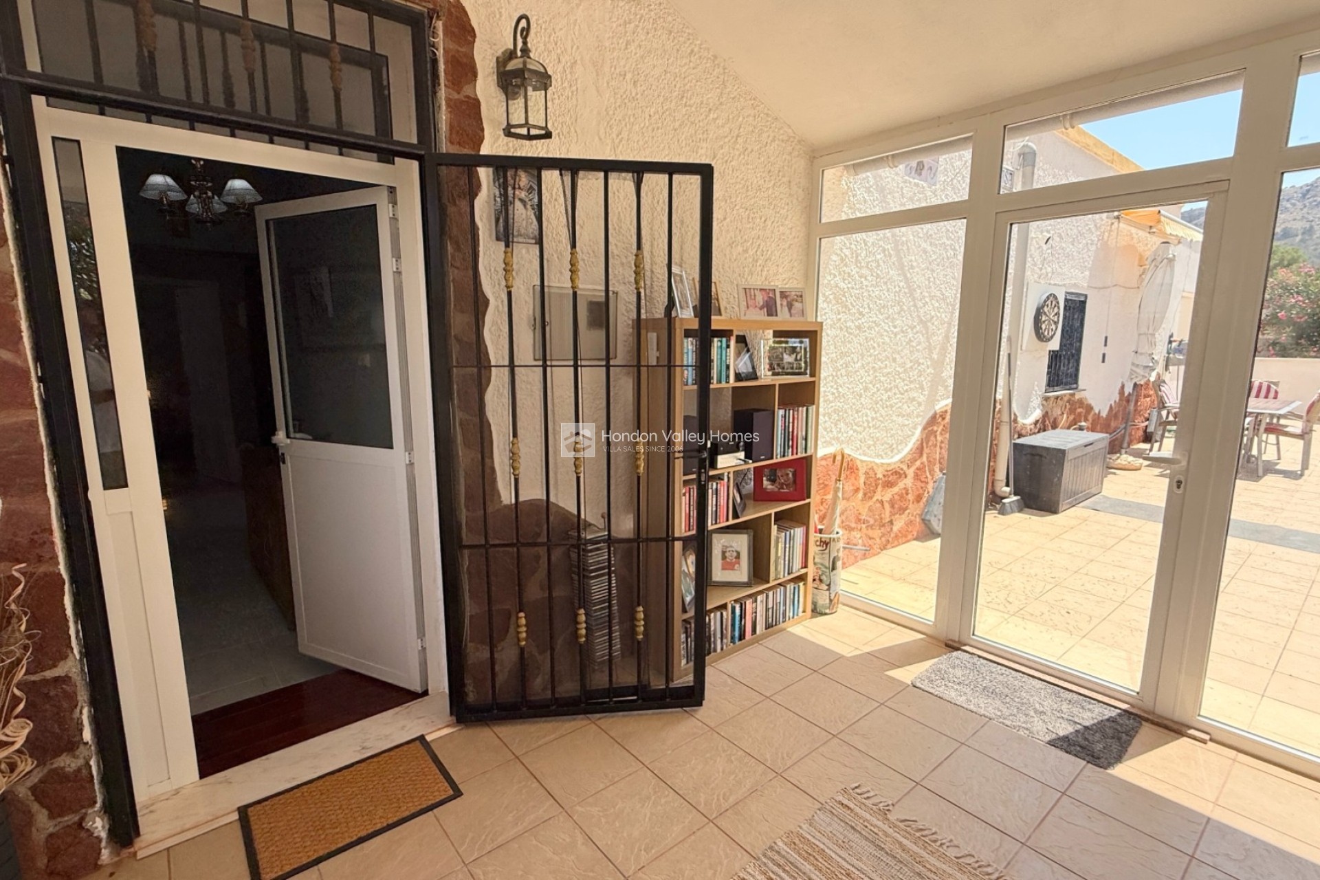 Resale - Semi - Detached Villa - La Romana