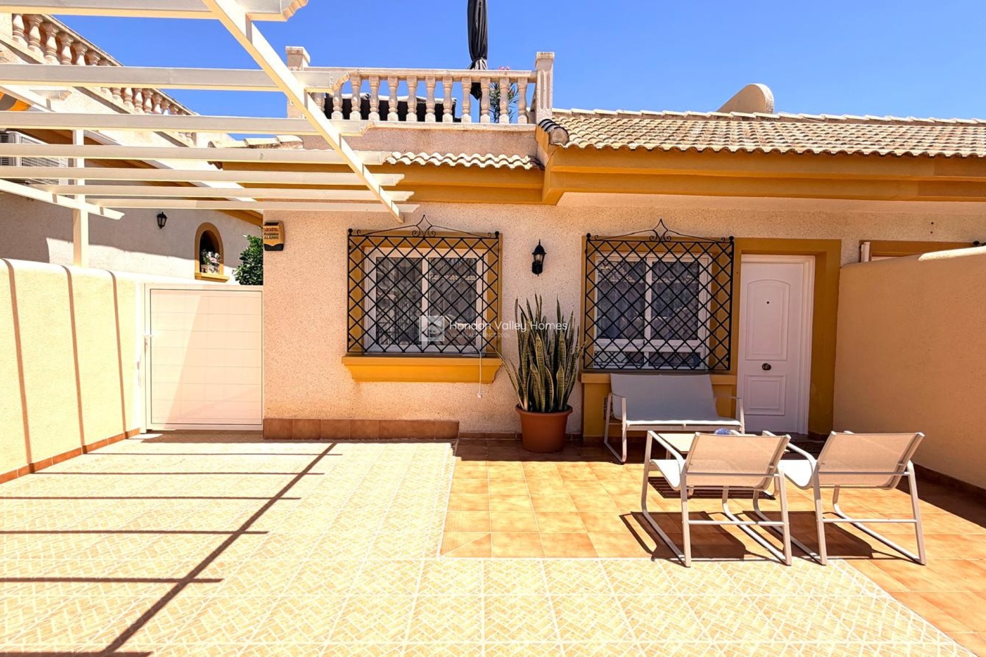 Resale - Semi Detached Villa - Los Montesinos - Urbanizacion montesol