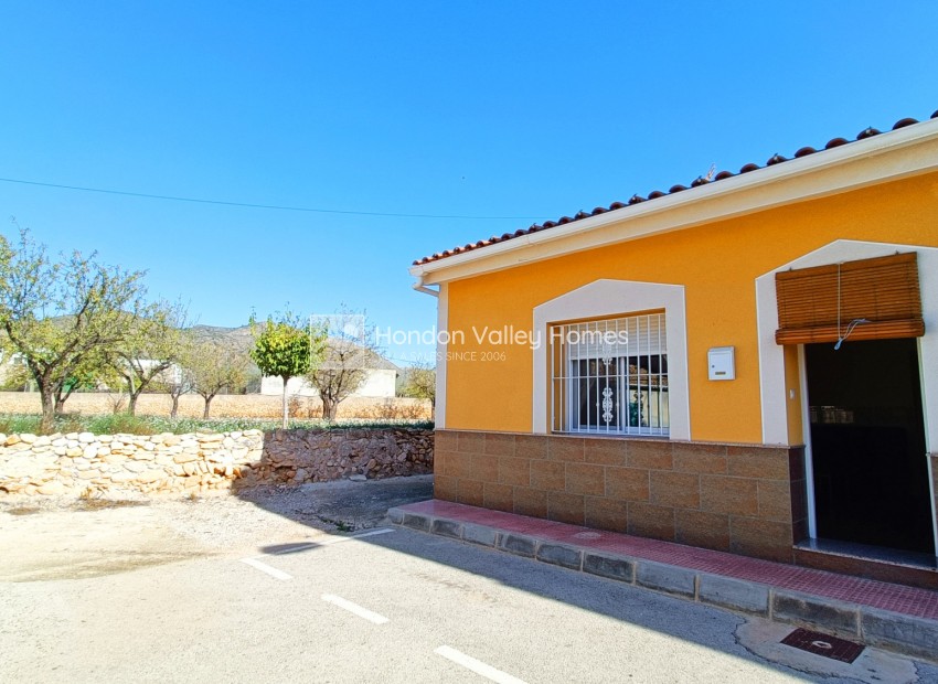 Resale - Town house - Hondón de los Fráiles