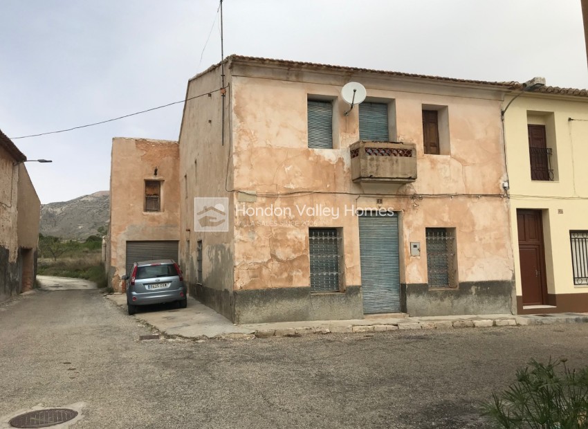 Resale - Town house - La Canalosa