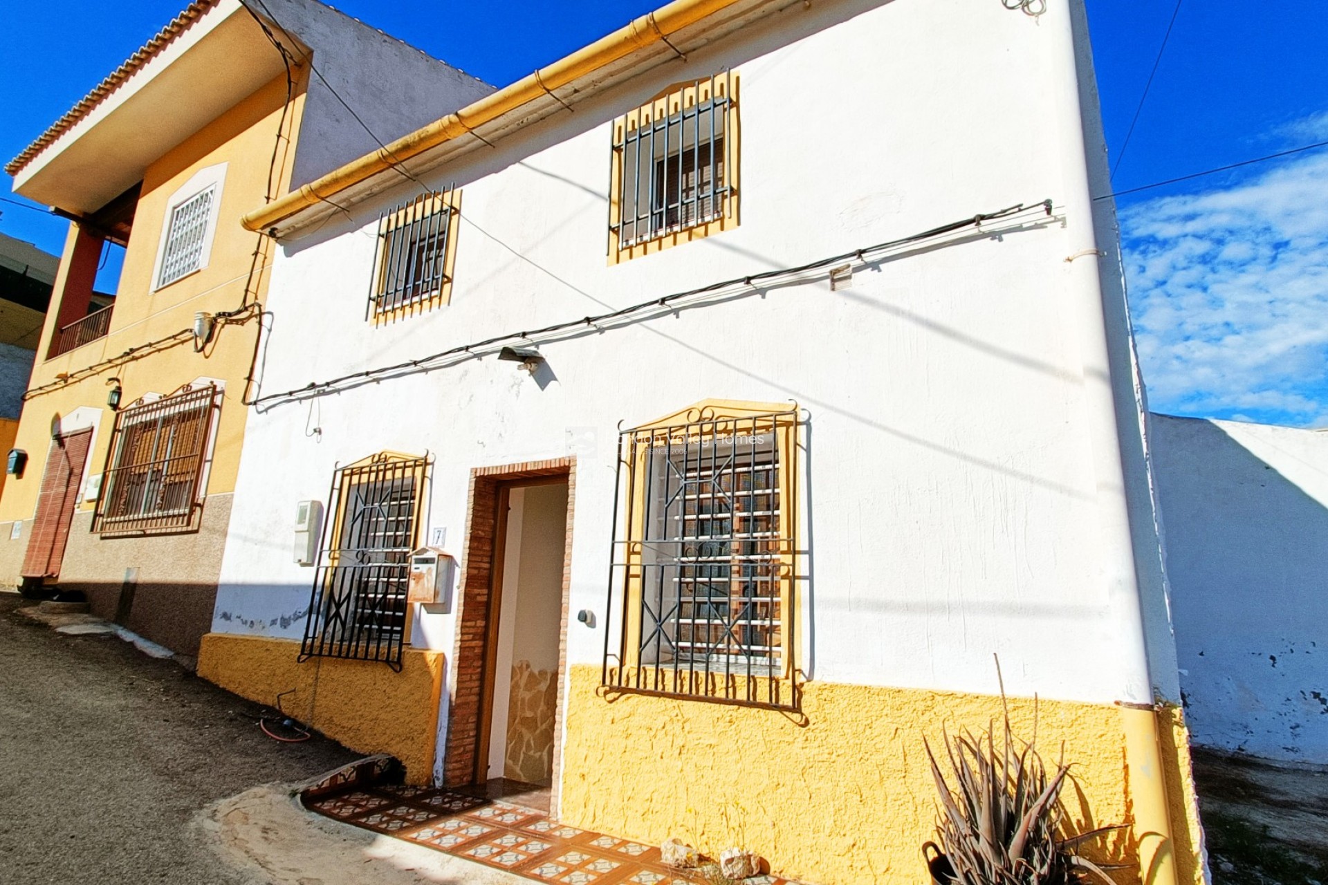 Resale - Town house - Macisvenda