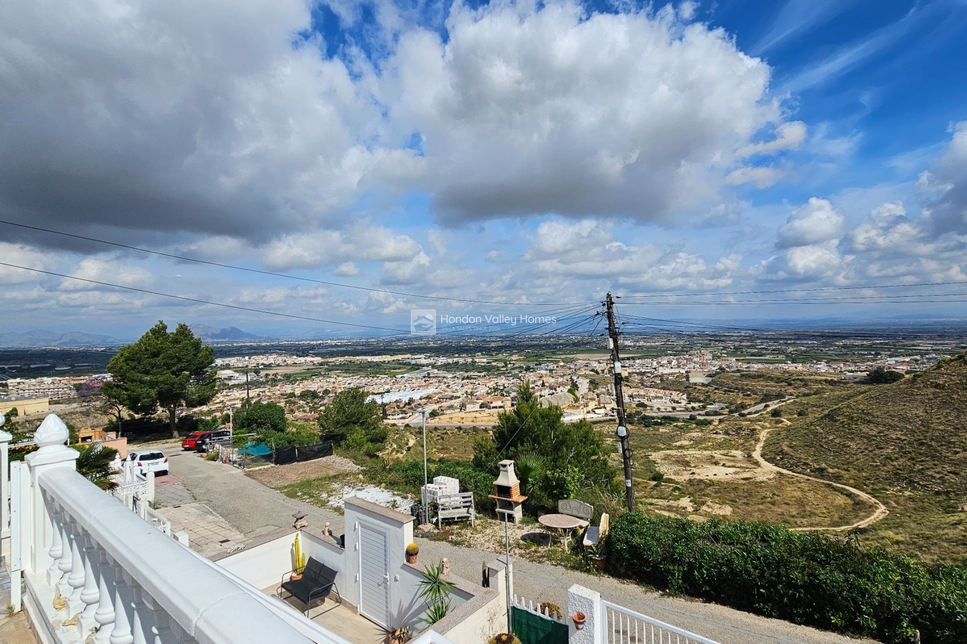 Resale - Townhouse - Ciudad Quesada