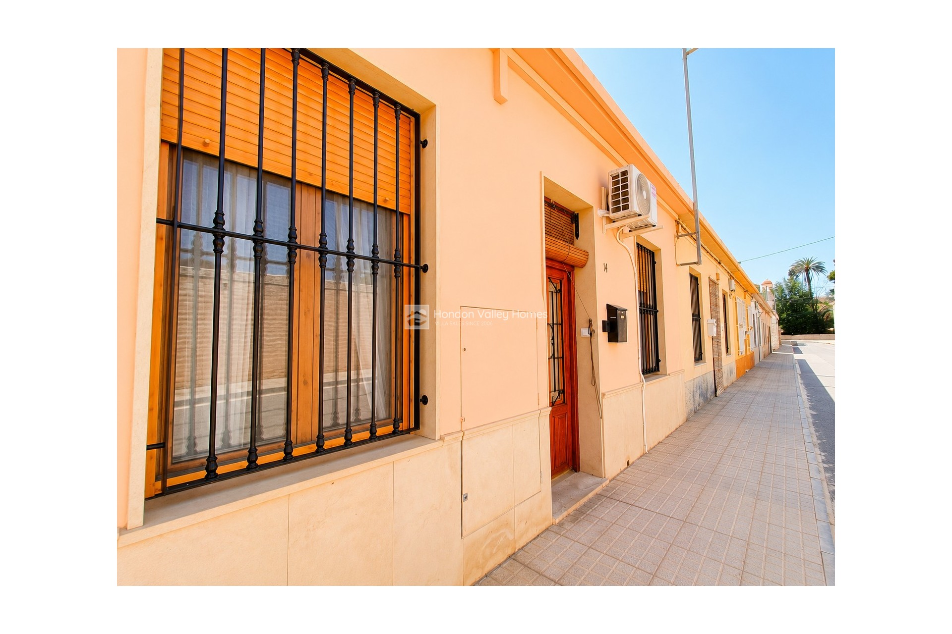 Resale - Townhouse - La Romana