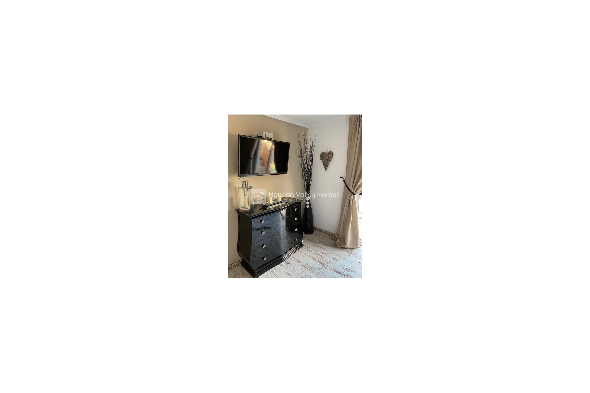 Resale - Villa - Albatera