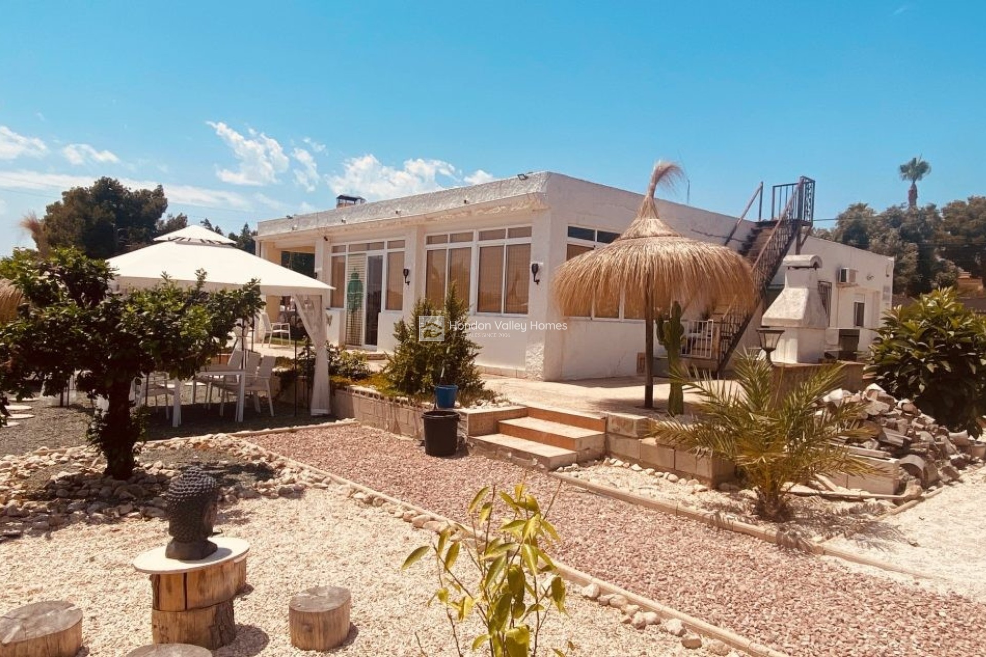 Resale - Villa - Albatera