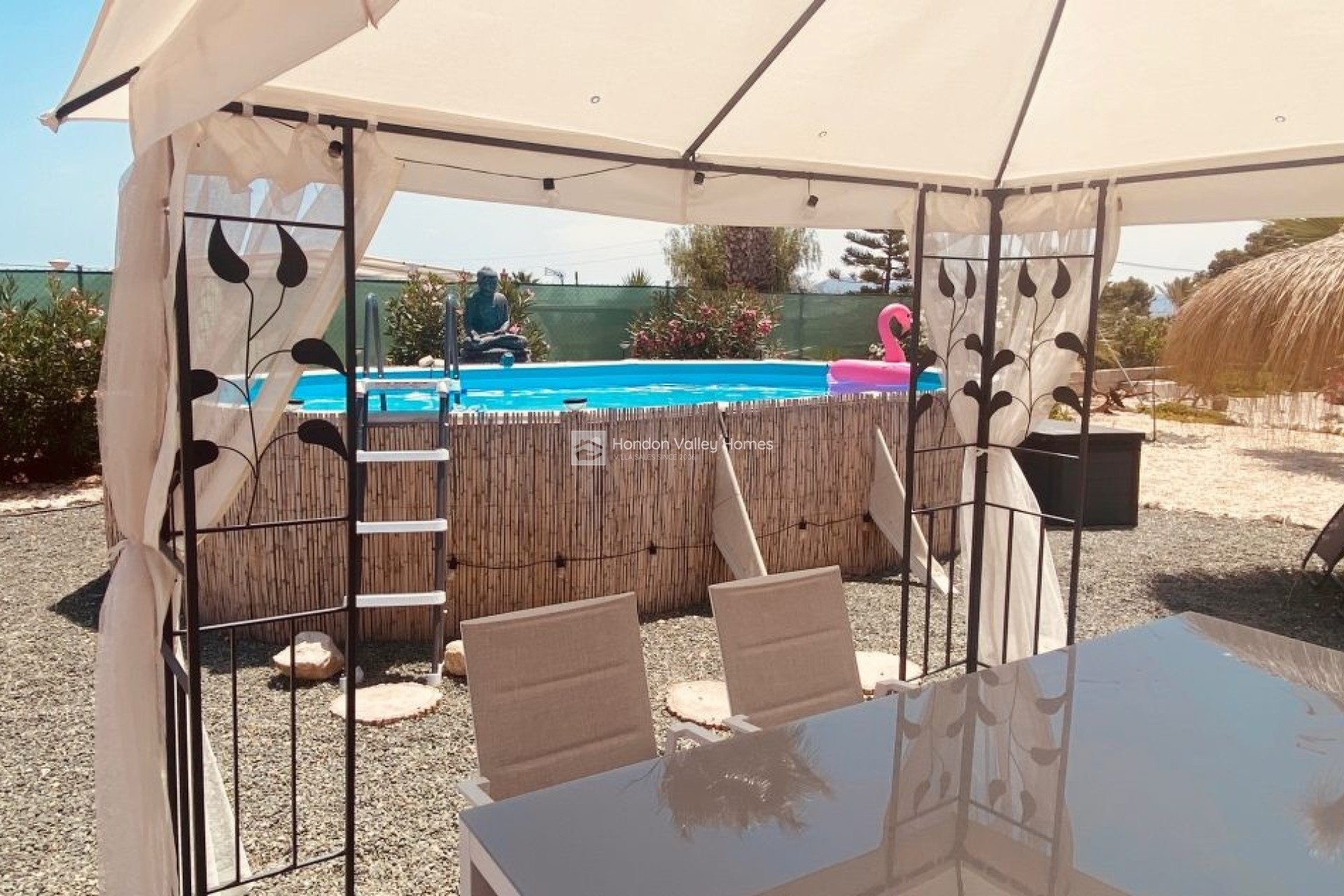 Resale - Villa - Albatera
