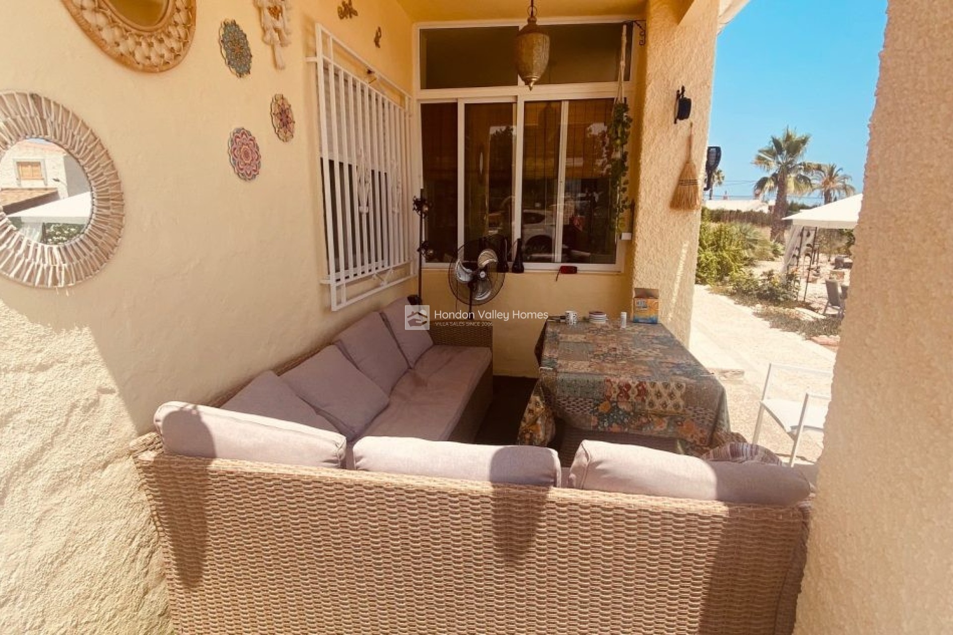 Resale - Villa - Albatera