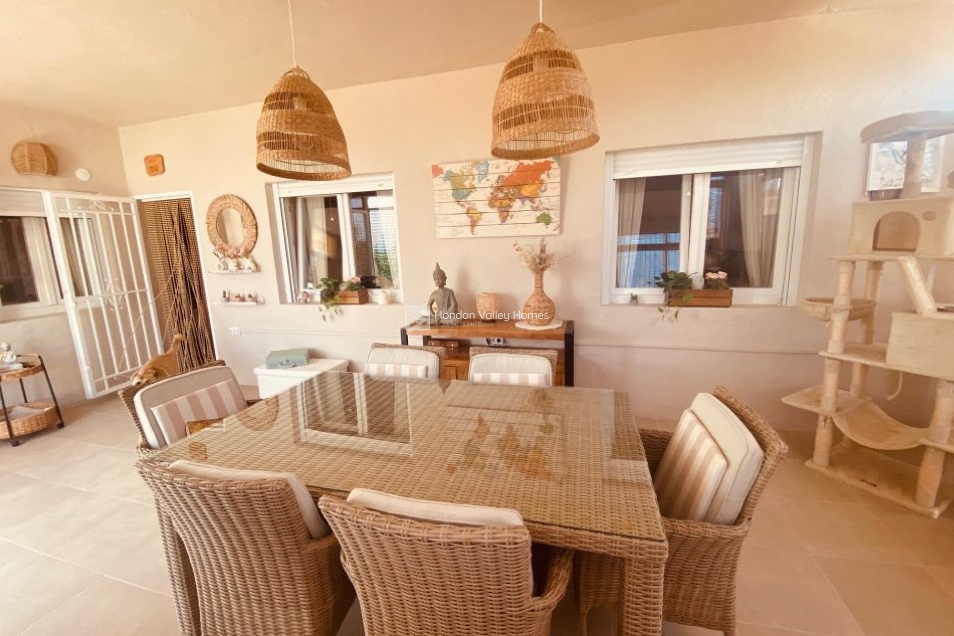 Resale - Villa - Albatera