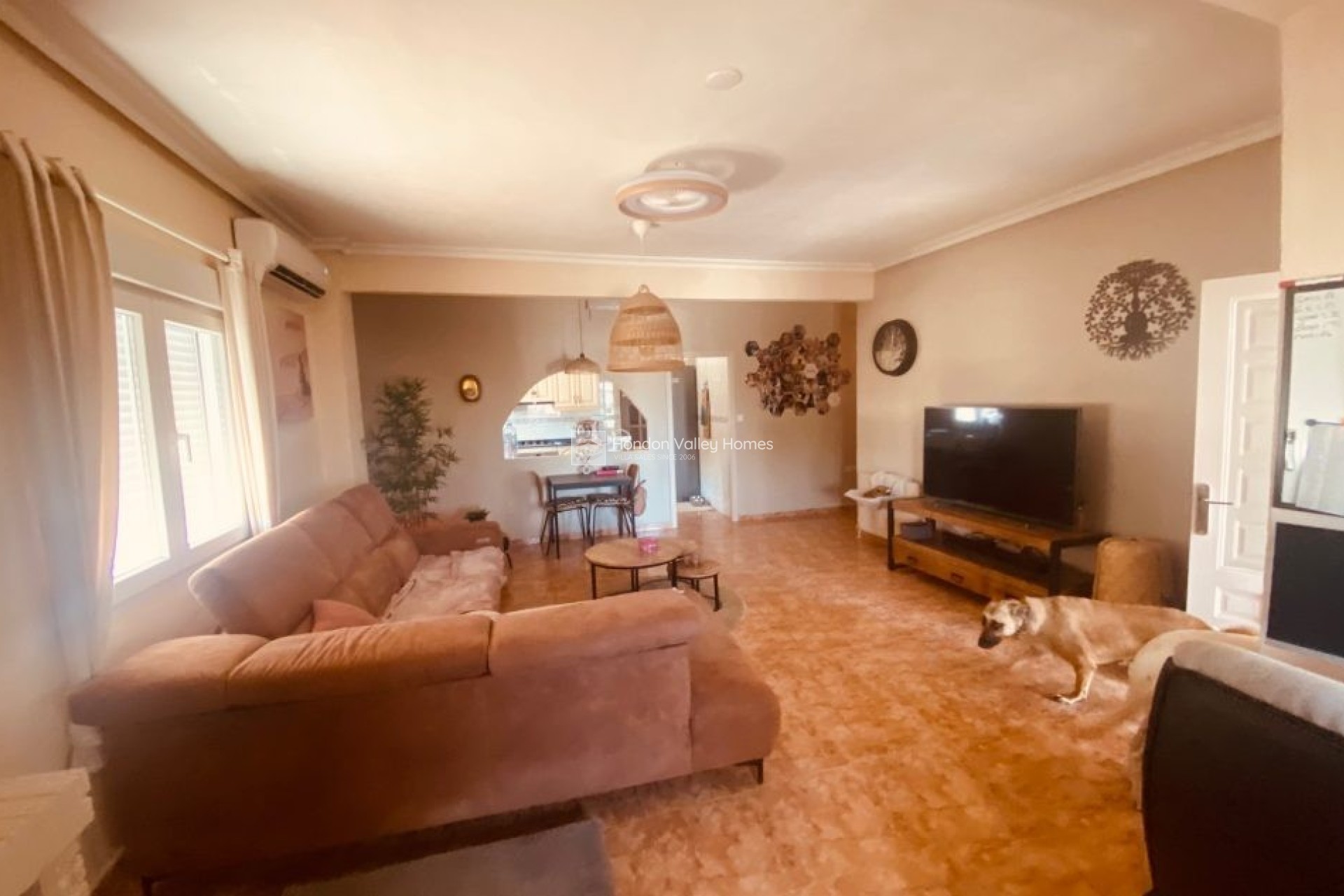 Resale - Villa - Albatera