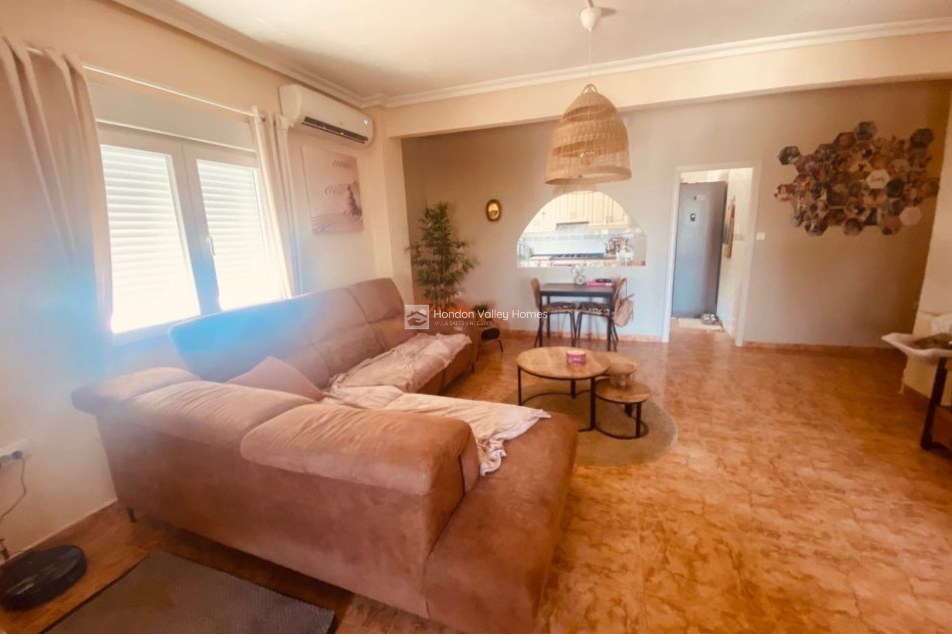 Resale - Villa - Albatera