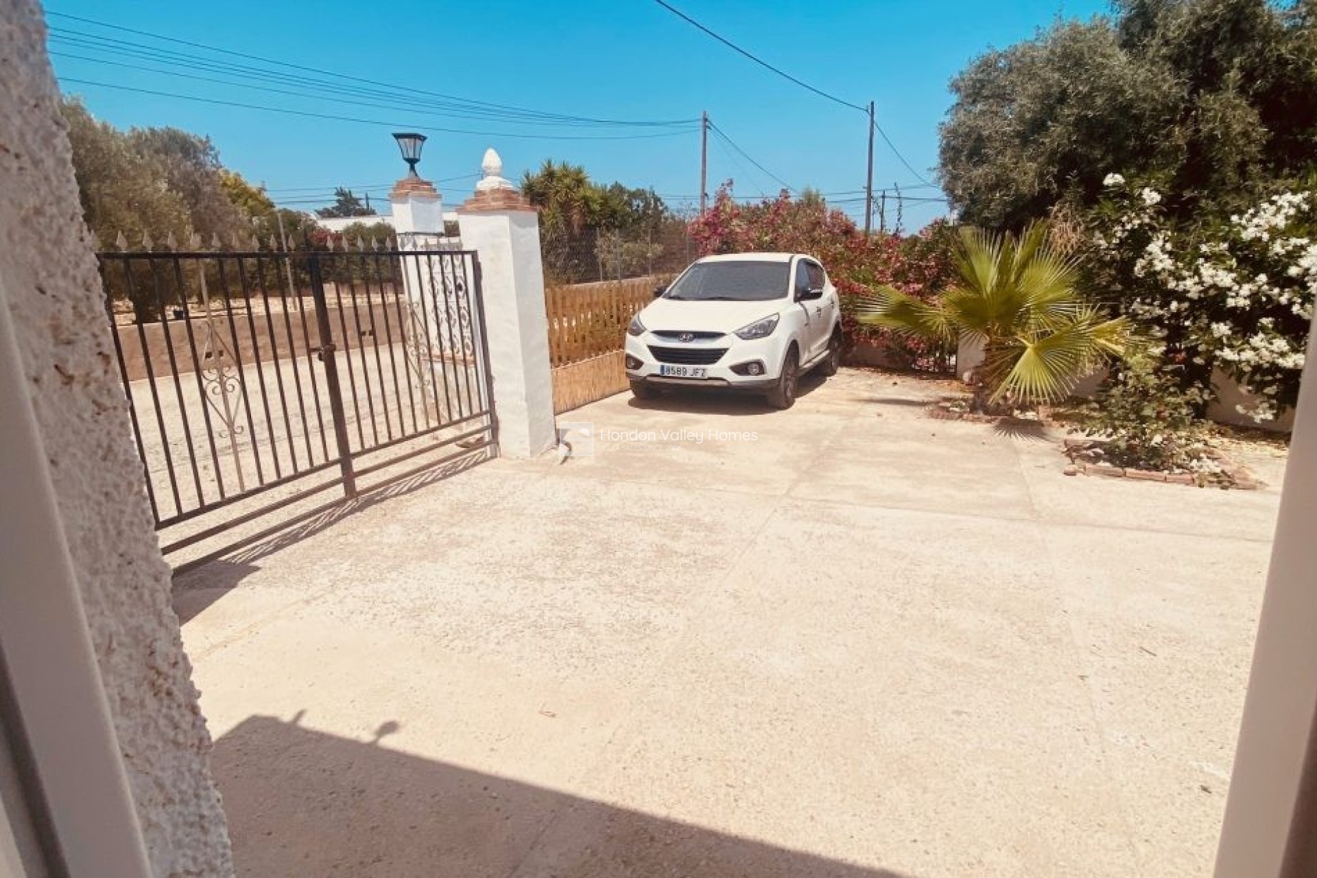 Resale - Villa - Albatera