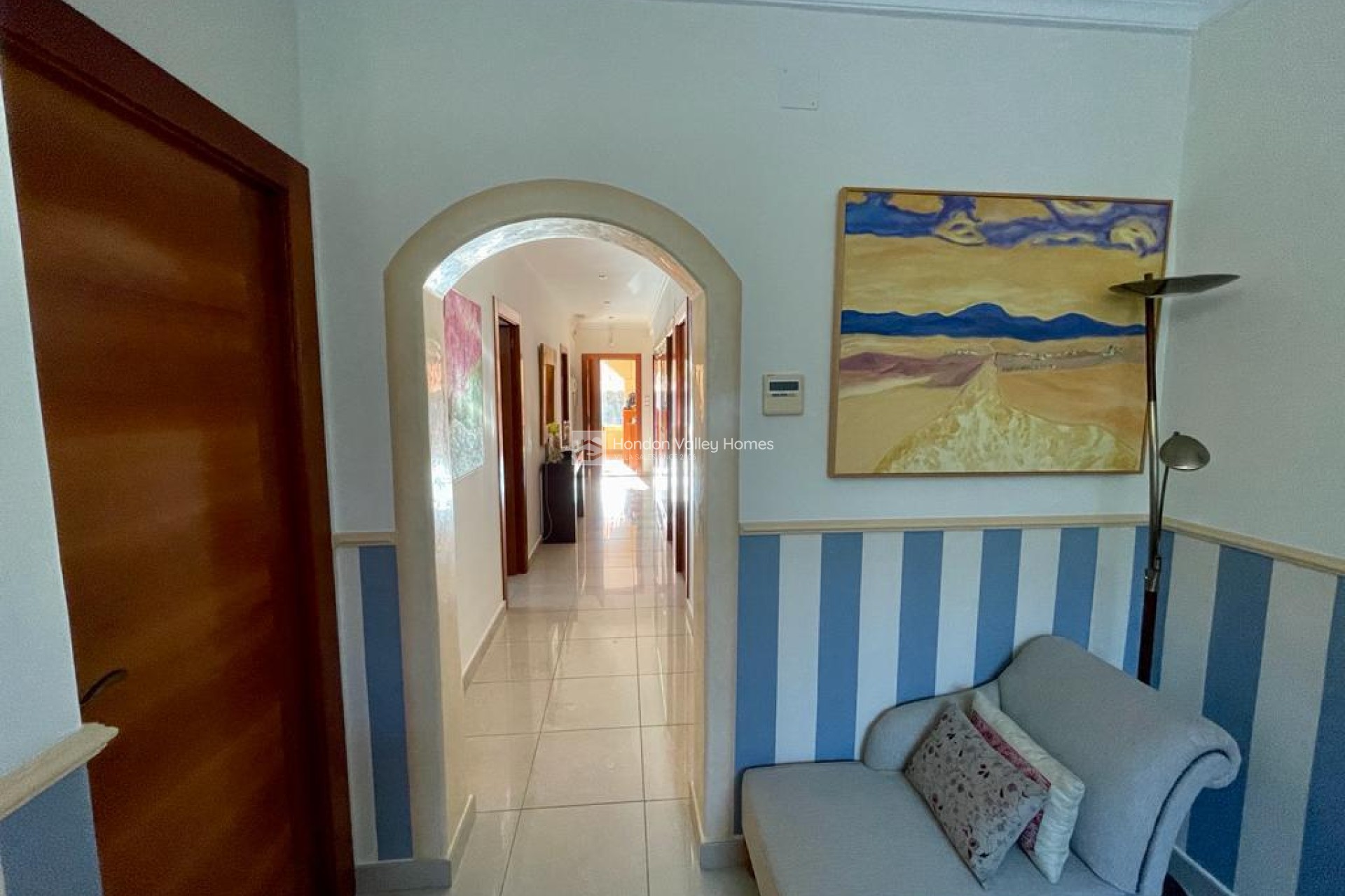 Resale - Villa - Albatera