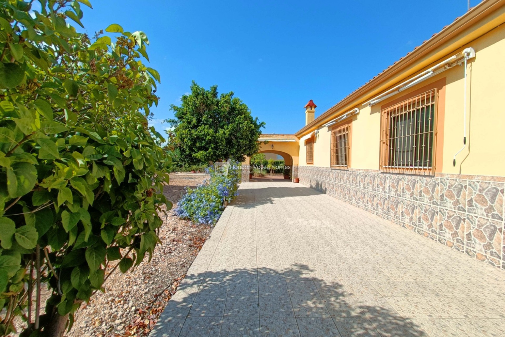 Resale - Villa - Aspe