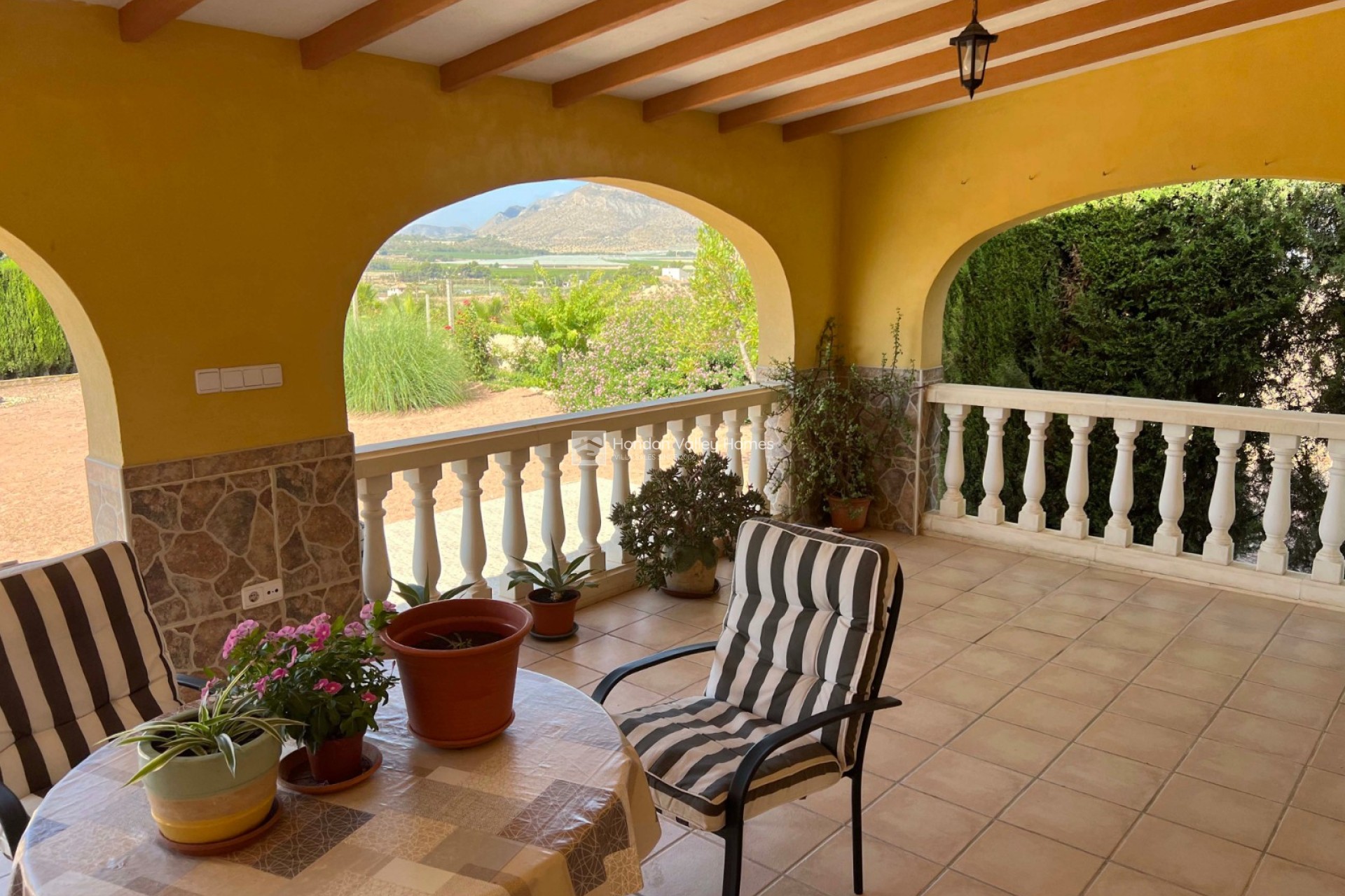 Resale - Villa - Aspe