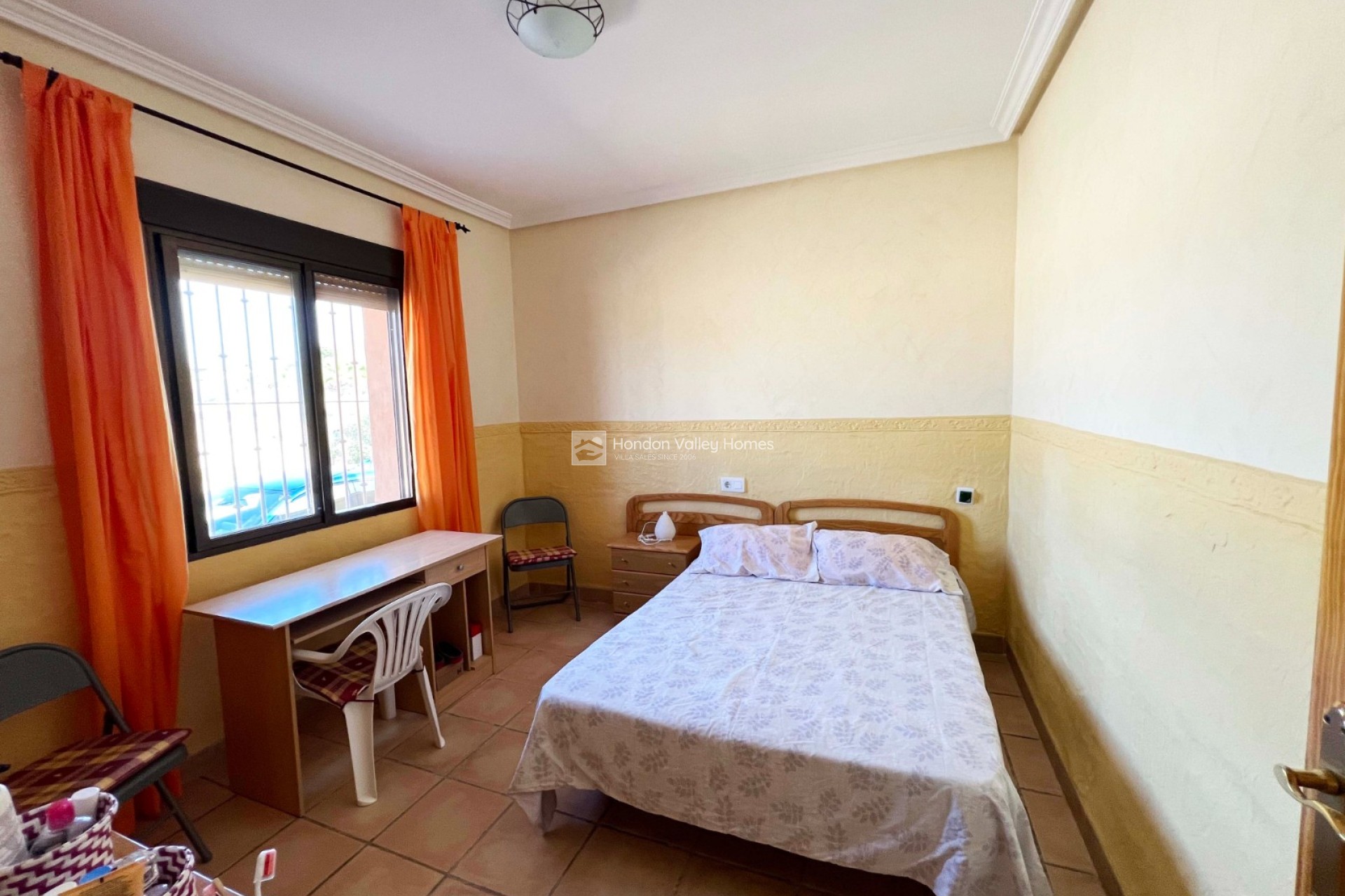 Resale - Villa - Aspe