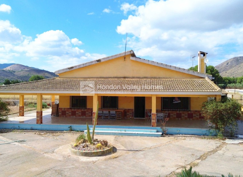 Resale - Villa - Aspe