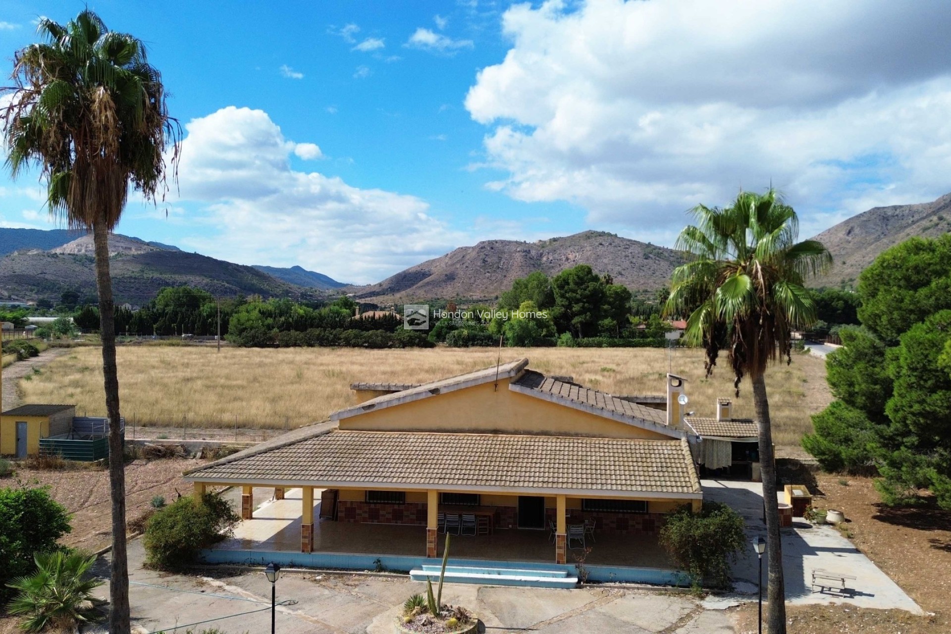 Resale - Villa - Aspe