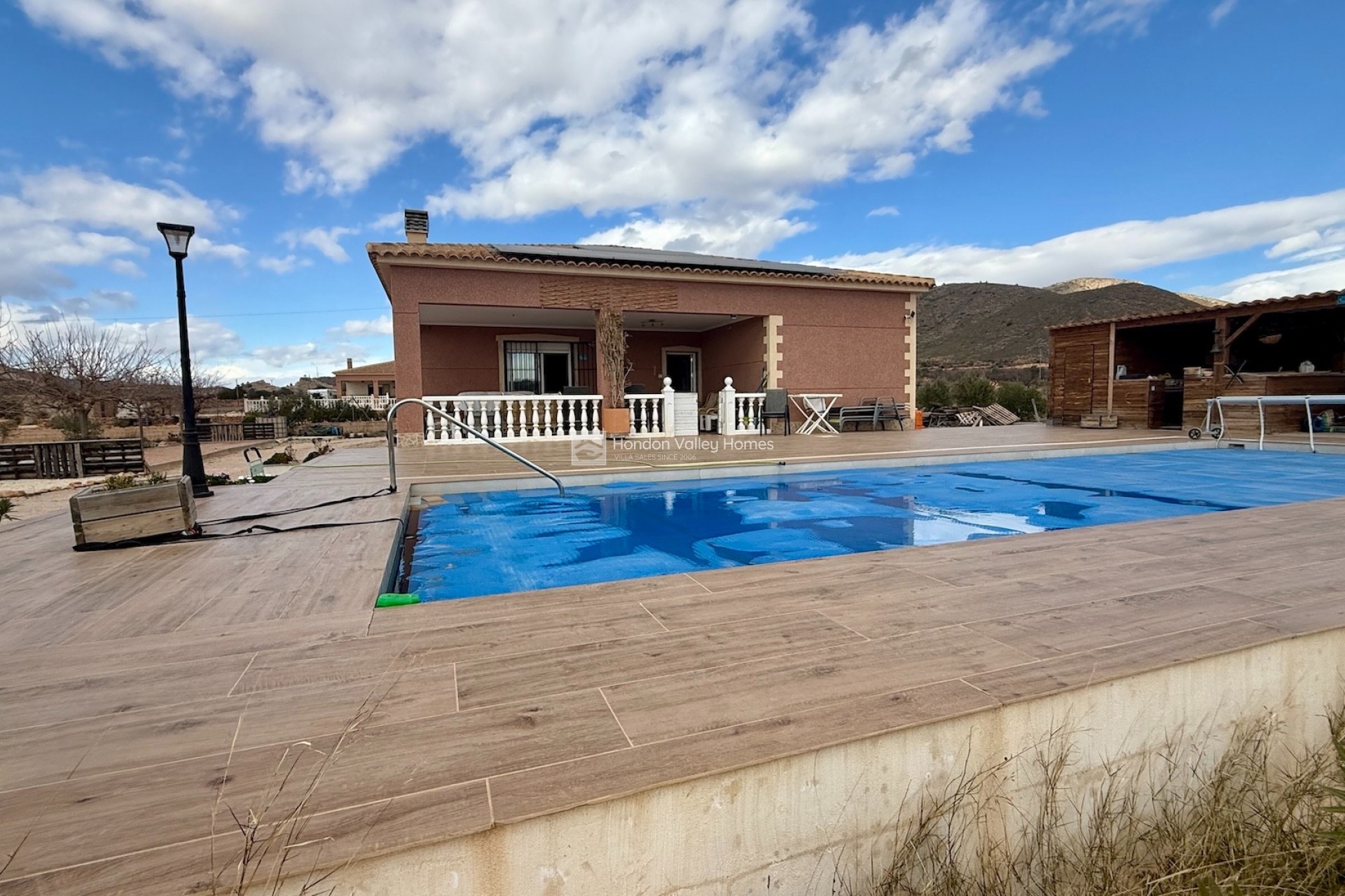 Resale - Villa - BARBARROJA