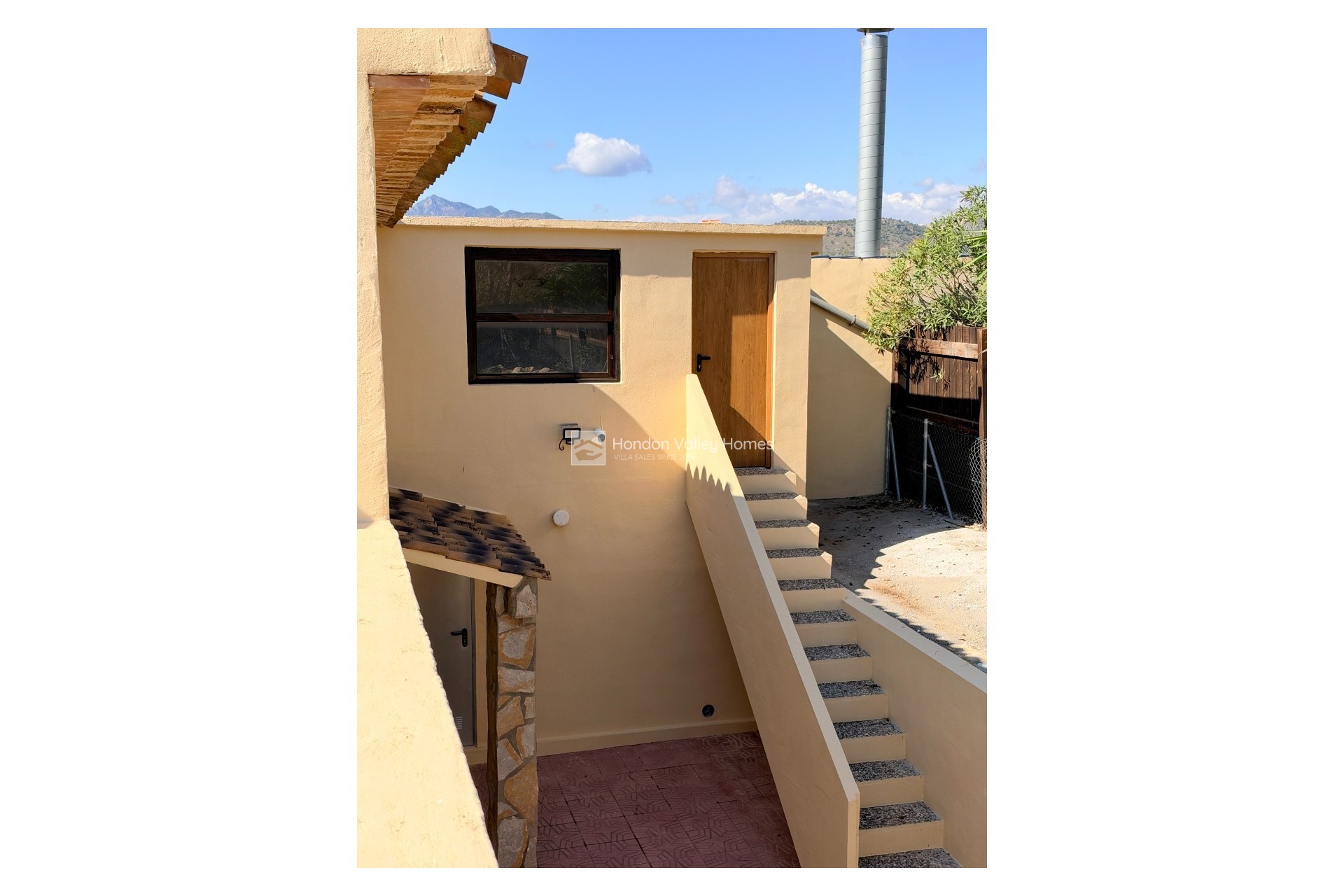 Resale - Villa * - Barinas