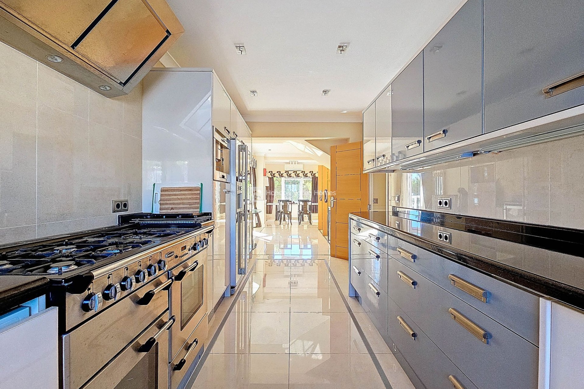Resale - Villa - Benissa