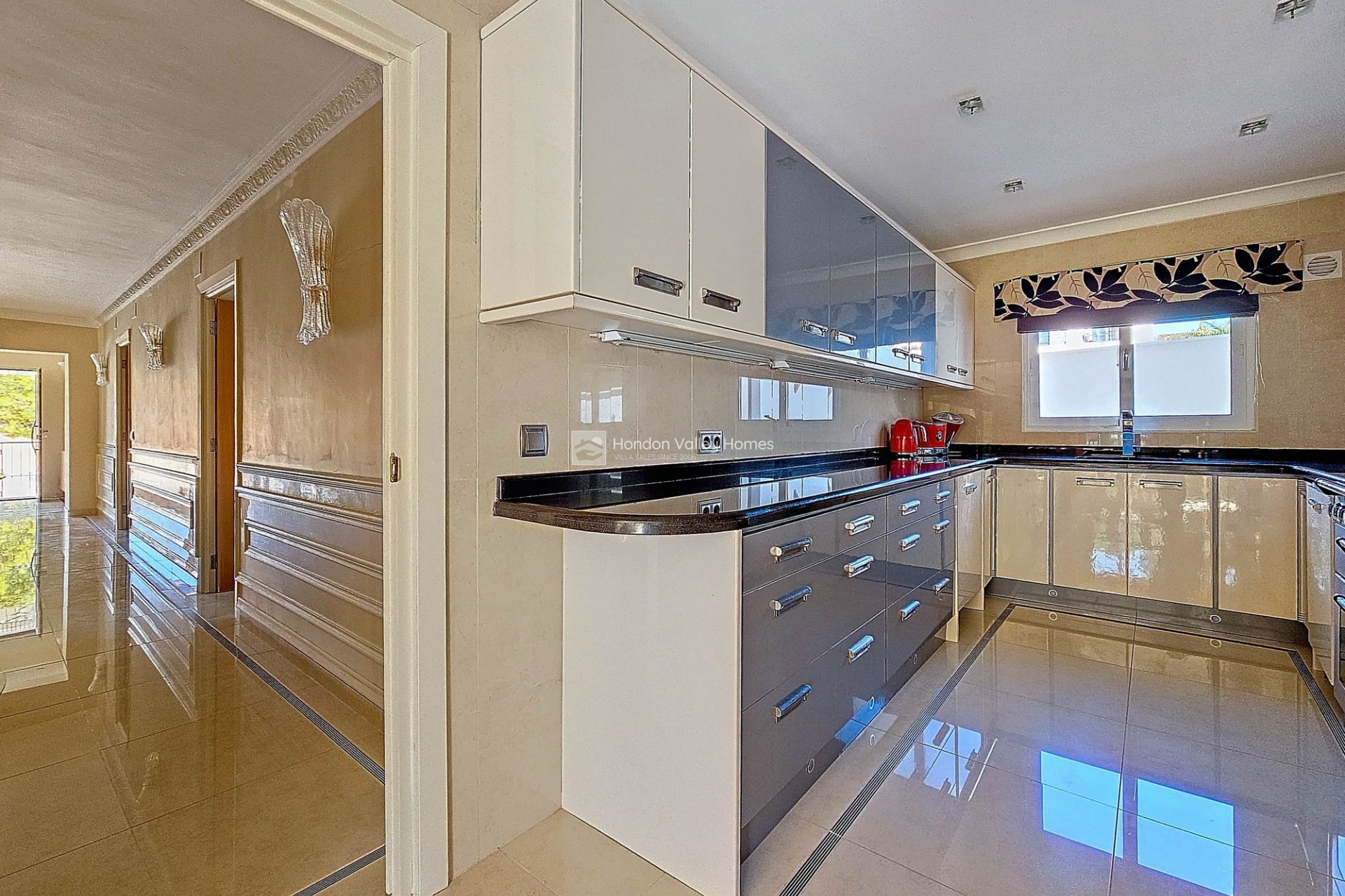 Resale - Villa - Benissa