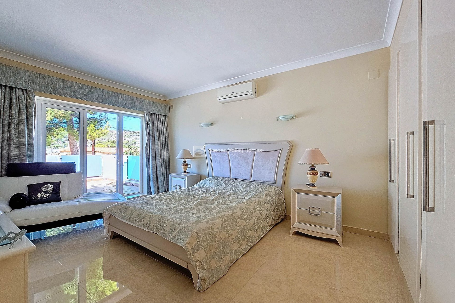 Resale - Villa - Benissa
