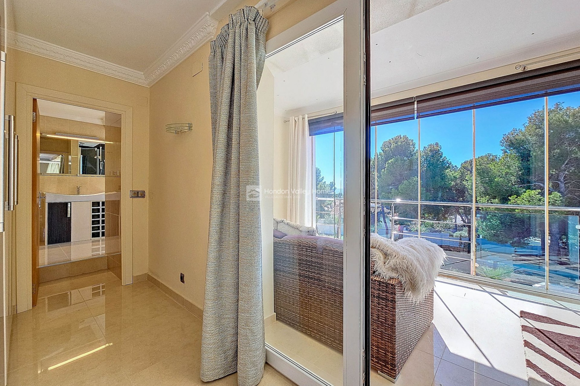 Resale - Villa - Benissa