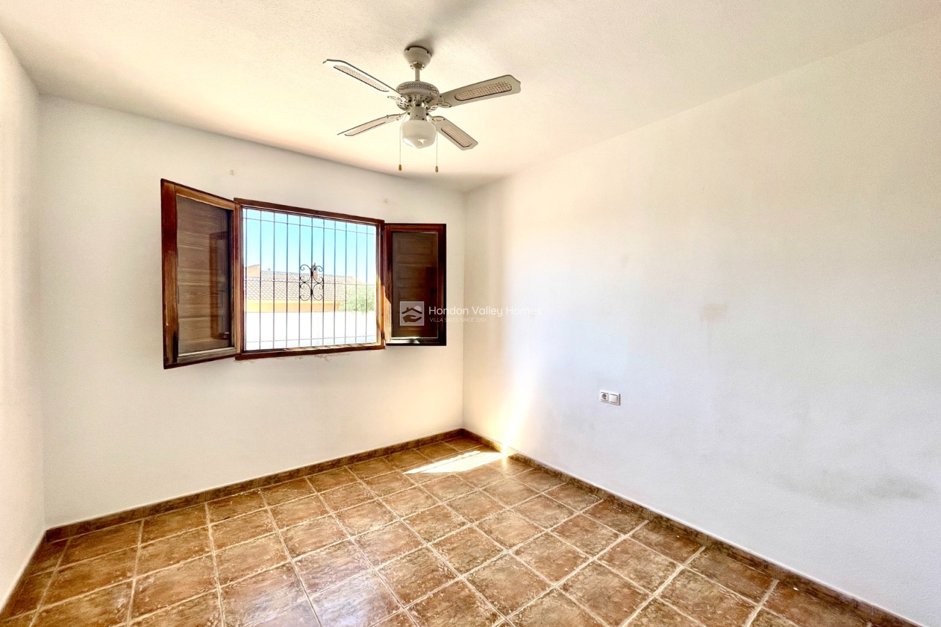 Resale - Villa - Catral